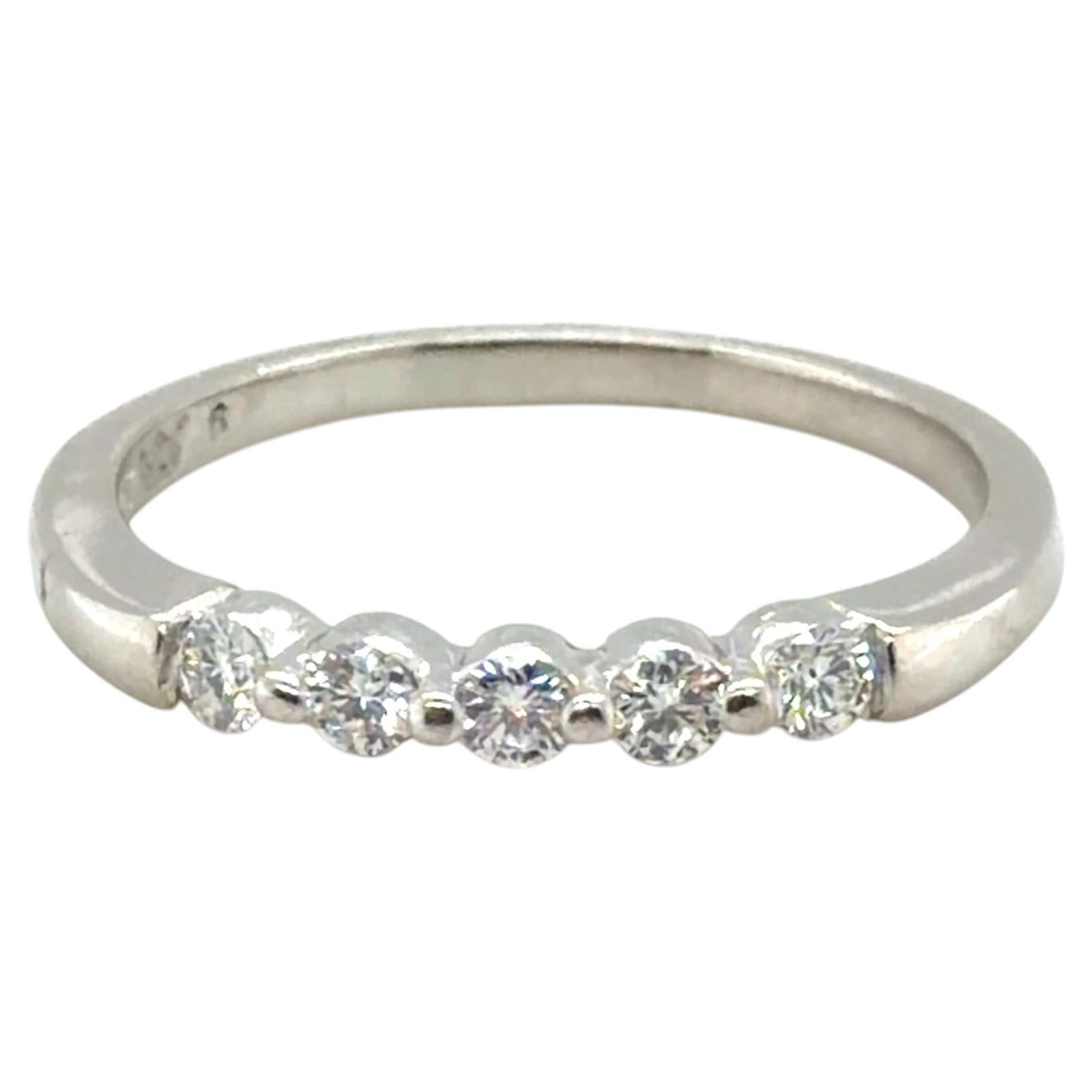 Diamond Platinum Wedding Band Anniversary Ring .25ct Round Brilliant
