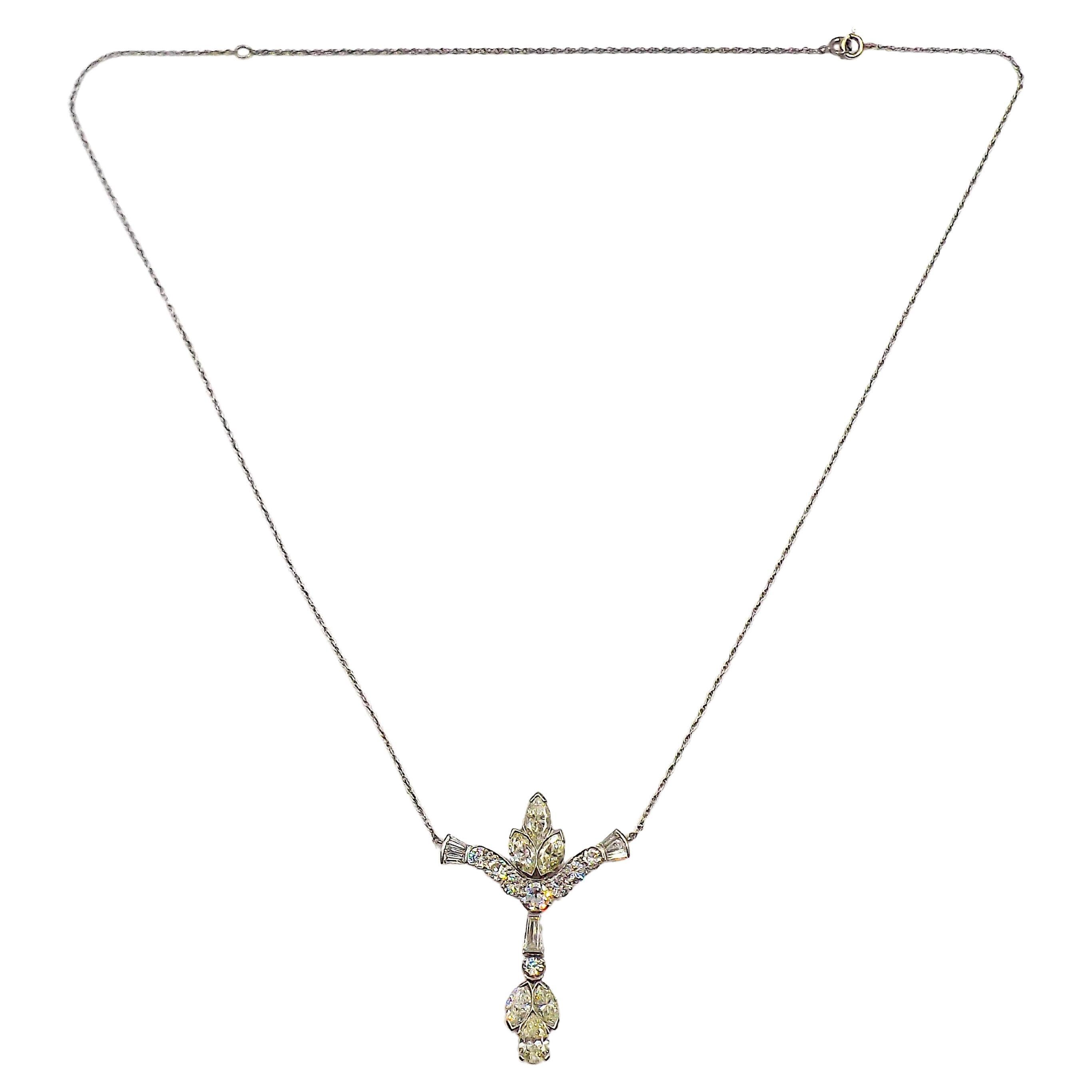 Diamond Platinum White Gold Chain Pendant Necklace For Sale