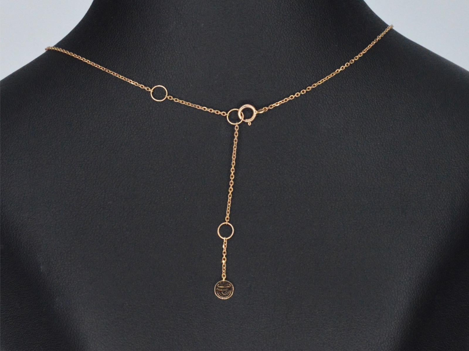 Women's Diamond Point - Golden necklace with diamonds For Sale