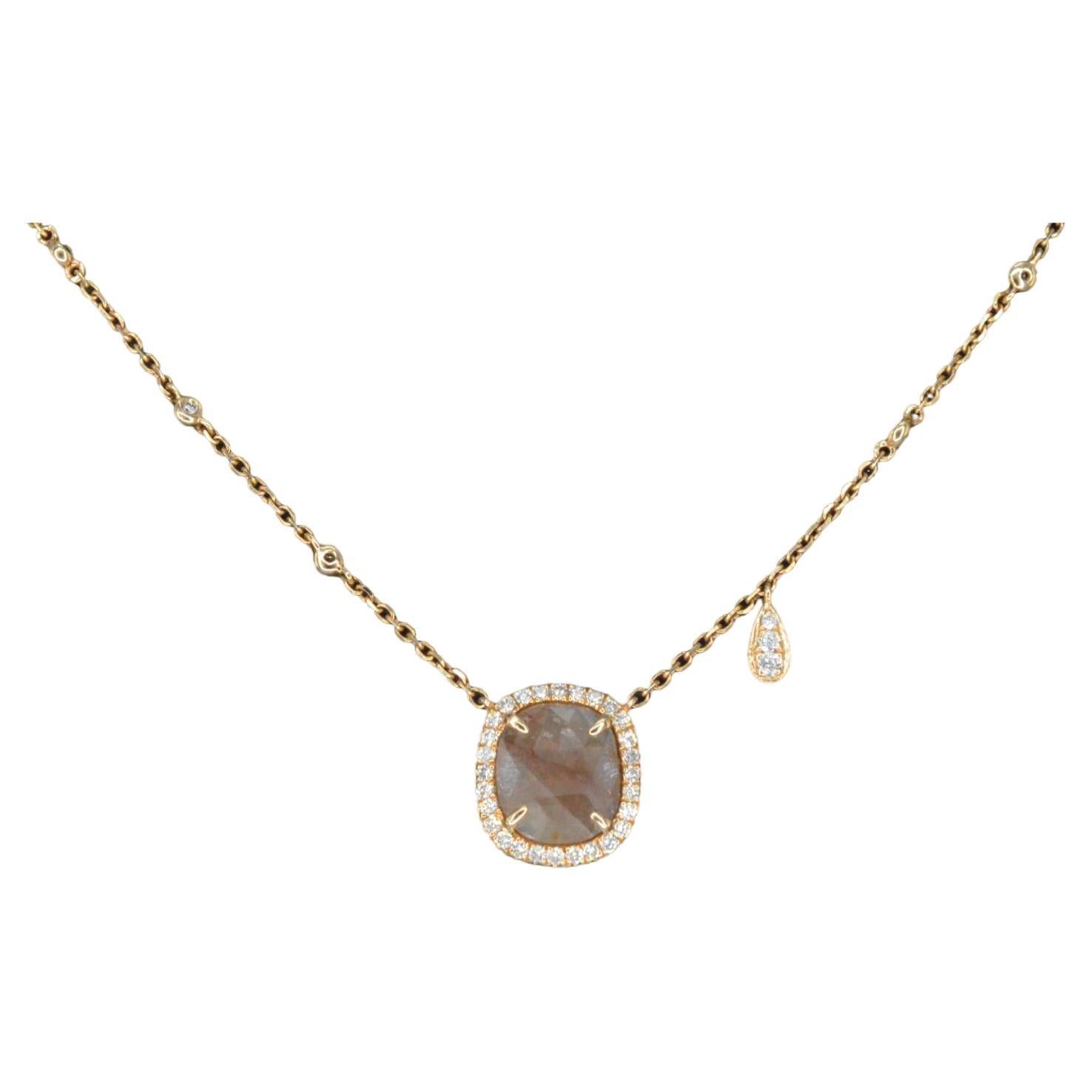 Diamond Point - Golden necklace with diamonds For Sale