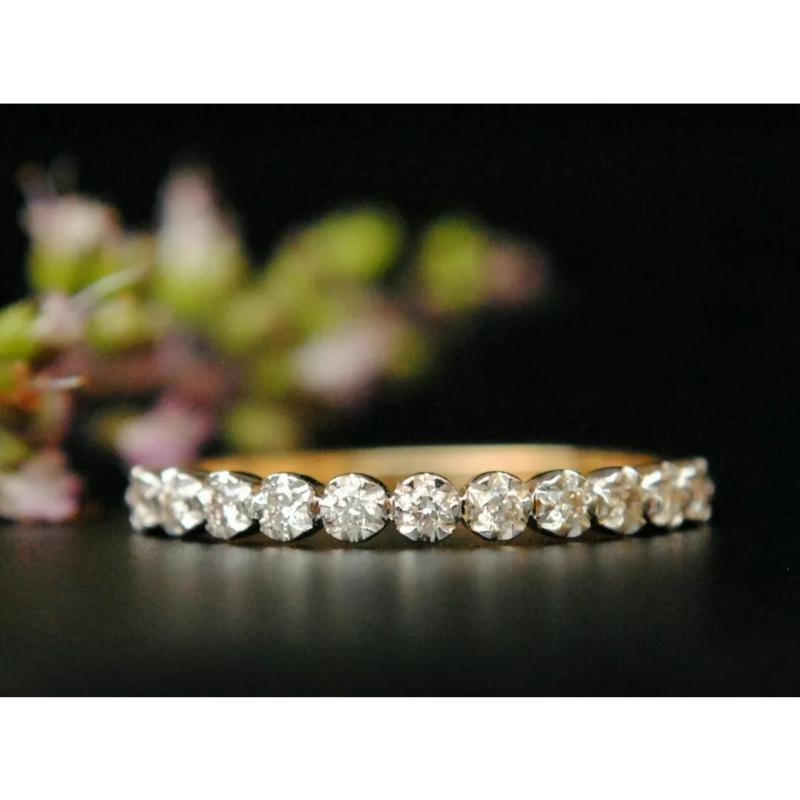 Anello con diamante a griffe in oro massiccio 14k Anello di promessa di matrimonio impilabile con diamante dritto
Leggero, può essere indossato tutti i giorni

Informazioni aggiuntive:
Condit: Nuovo con etichette: Un articolo nuovo di zecca, non