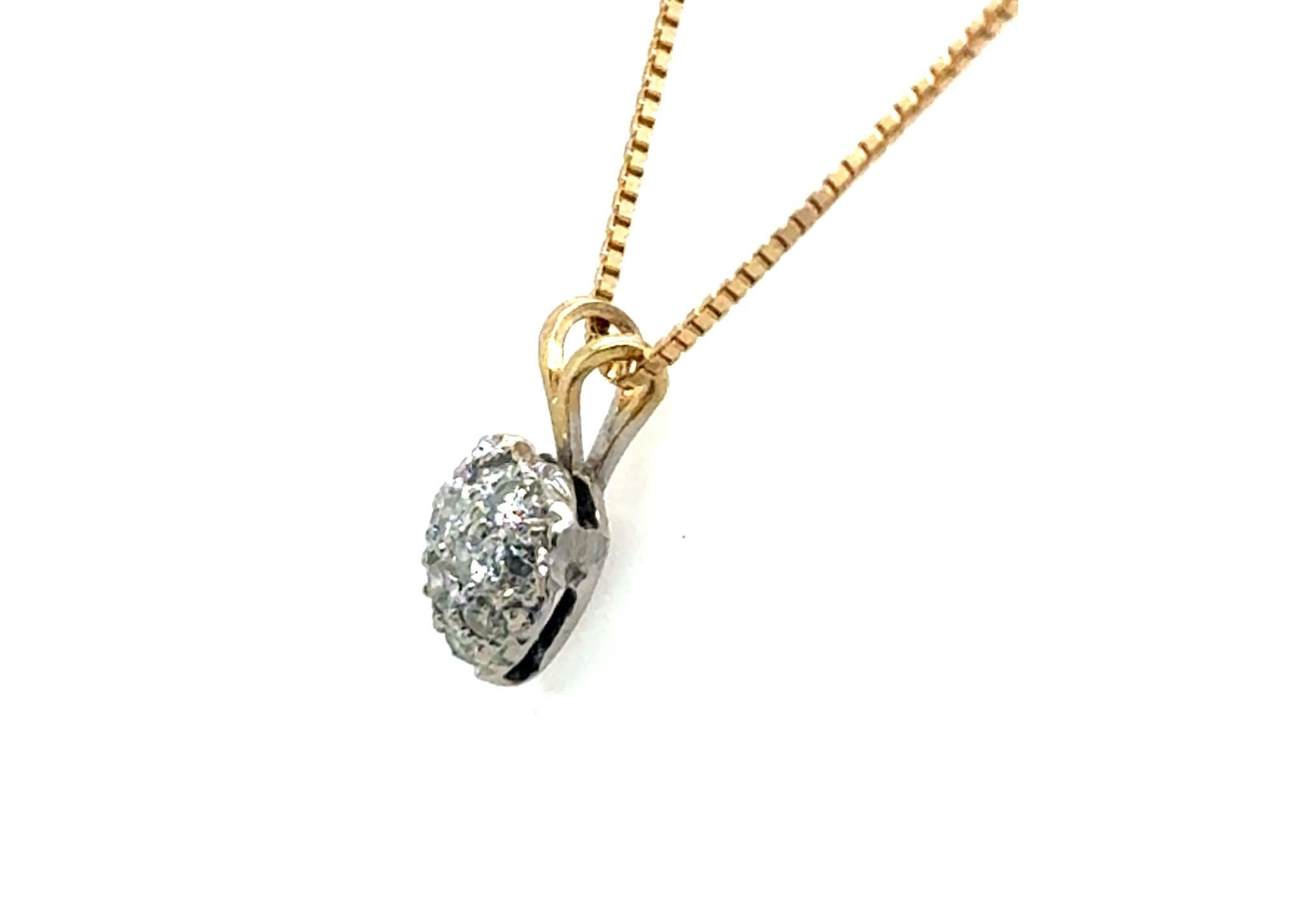 Collana con ciondolo a forma di cuore di diamante in oro 14 carati, estratto in modo naturale.



Design/One con cuore a soffietto 

Il regalo perfetto per la festa della mamma

Un grande regalo 

Oro bianco e giallo 14K 

100% diamanti naturali
