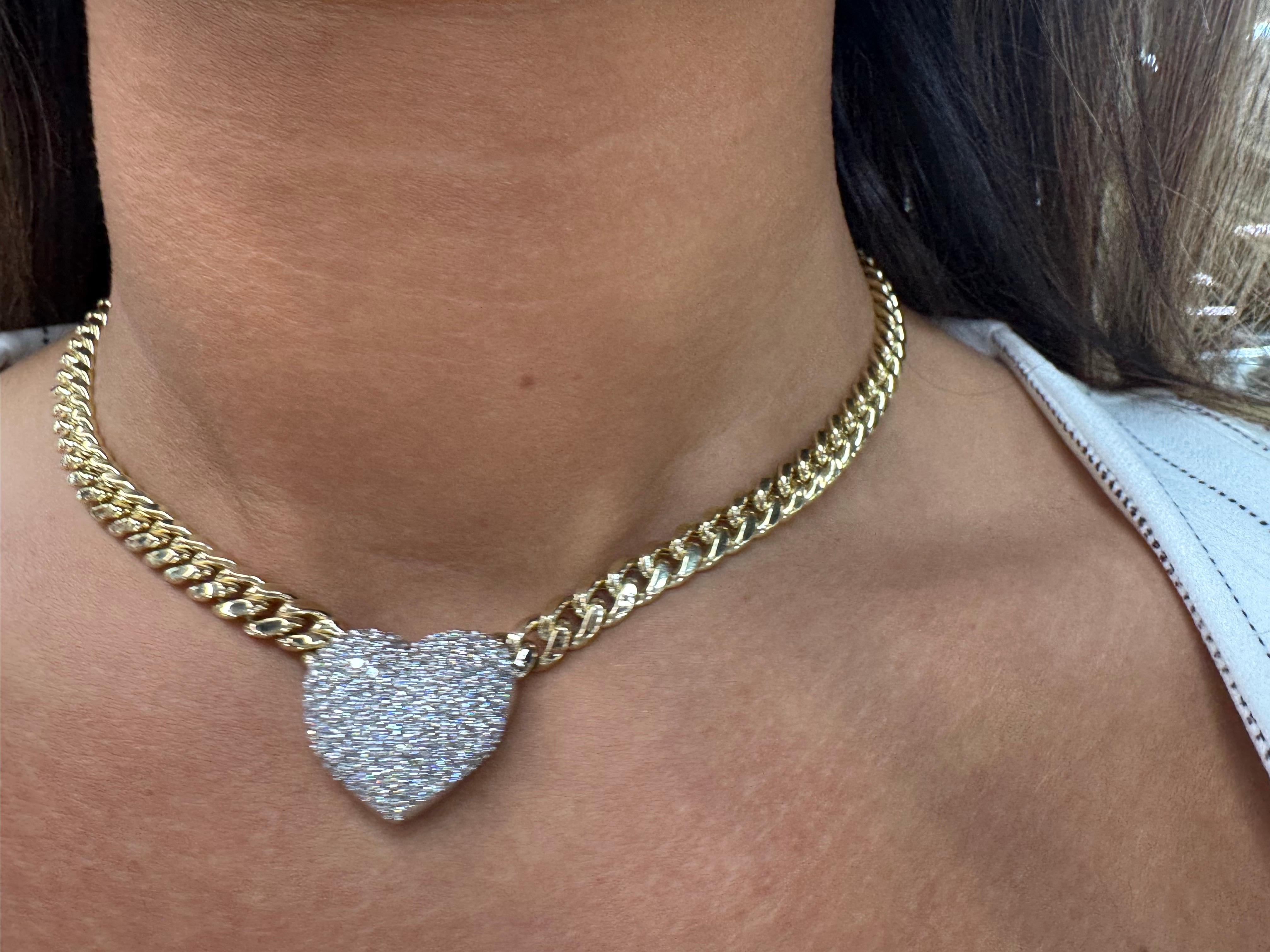 Cuore soffiato con pavé di diamanti su catena cubana in oro bianco 14 carati 2,49 CTS G SI1-2 in vendita 5