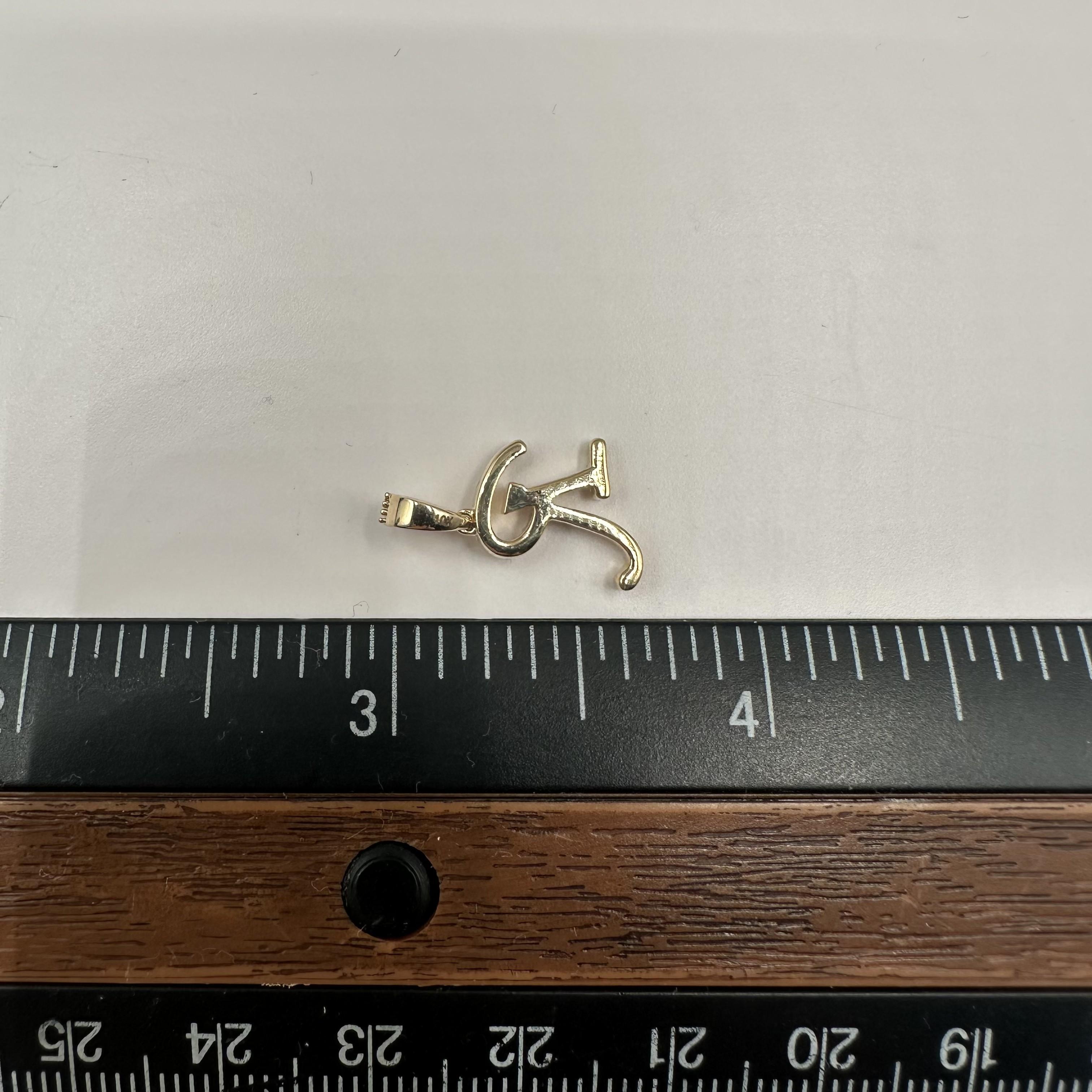 Diamant-Initial-Anhänger „R“ aus 10 Karat Gelbgold mit 0,18 Karat Diamanten, neu für Damen oder Herren im Angebot