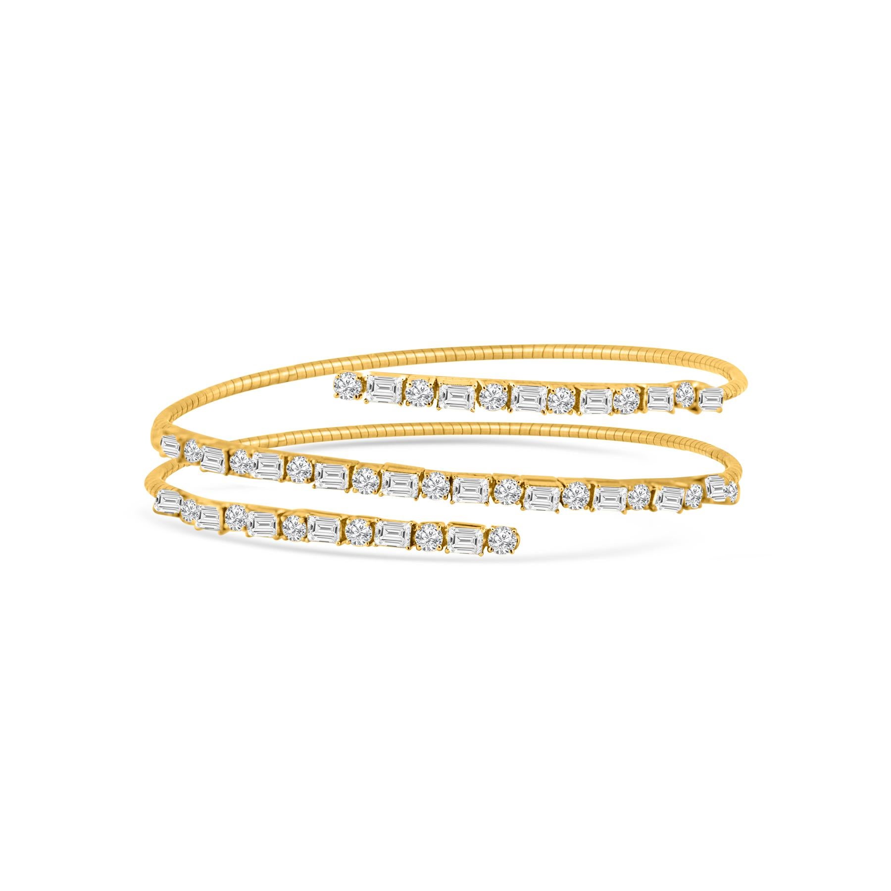 Bracelet jonc rectangulaire et rond en or jaune 18 carats avec diamants