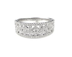 Diamond Right Hand Ring with Patterned Design