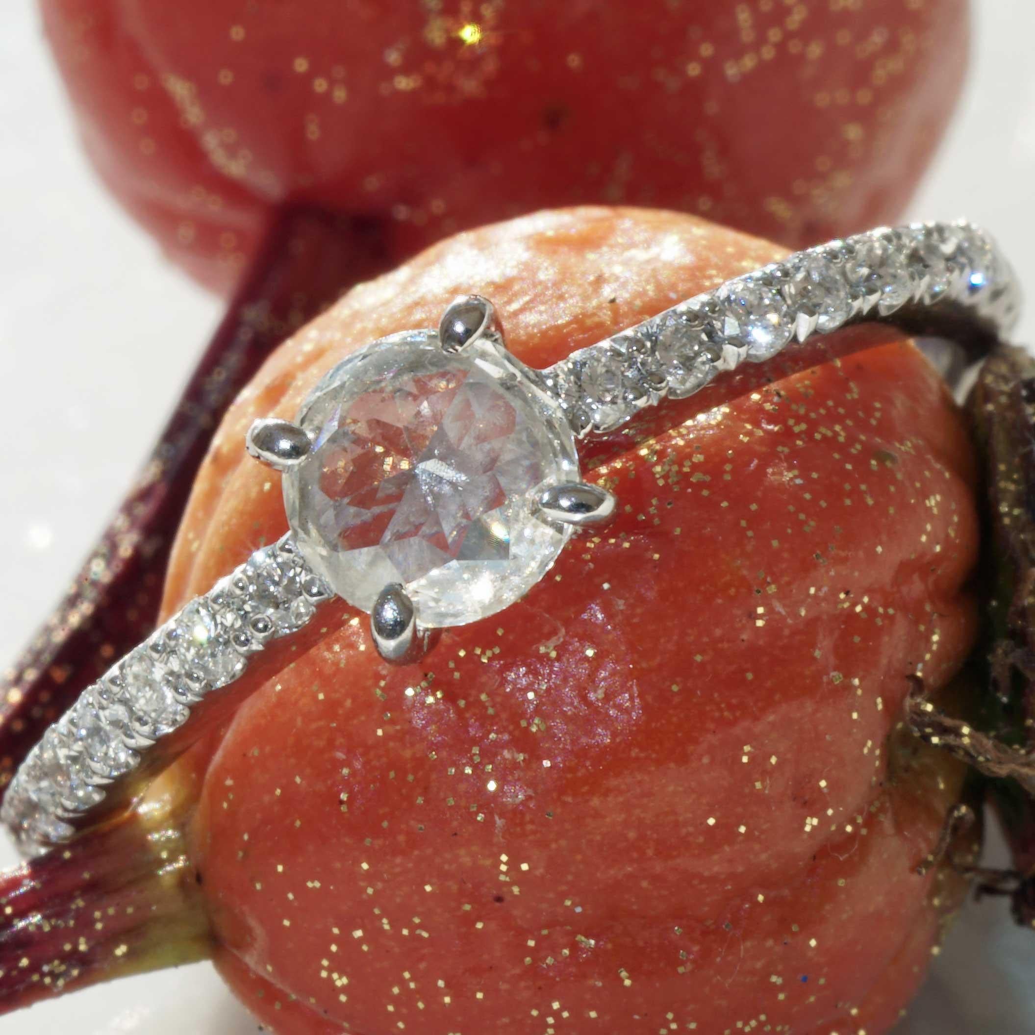 Bague en diamant  0.29 0.20 ct Third Carat Understatement Ring so cute and elegant en vente 6