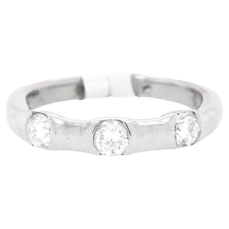 Diamond Ring 0.45 Carats Total Platinum For Sale
