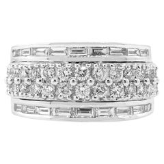 Anillo de diamantes de 1,60 quilates en oro blanco de 14k