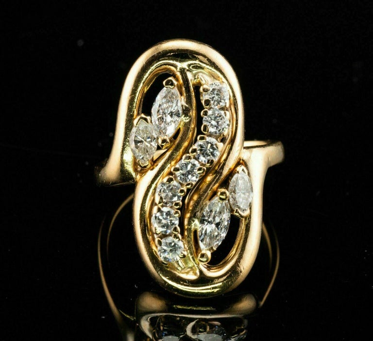 Diamond Ring 14K Gold Marquise Round cut Vintage 1.70ct For Sale at 1stDibs