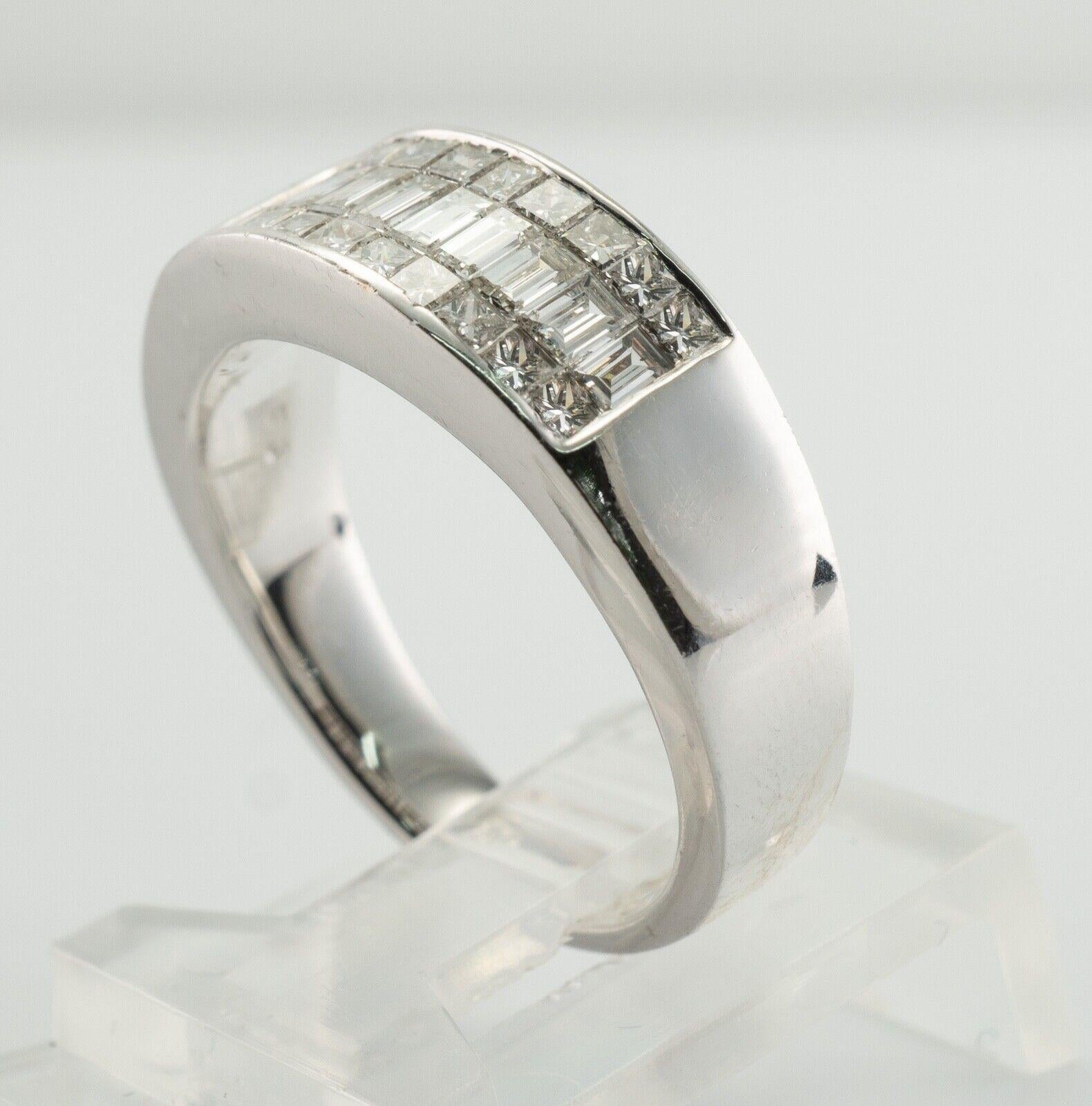 Bague d'anniversaire ou de mariage en or blanc 14 carats avec diamants 1,80 carat en vente 5