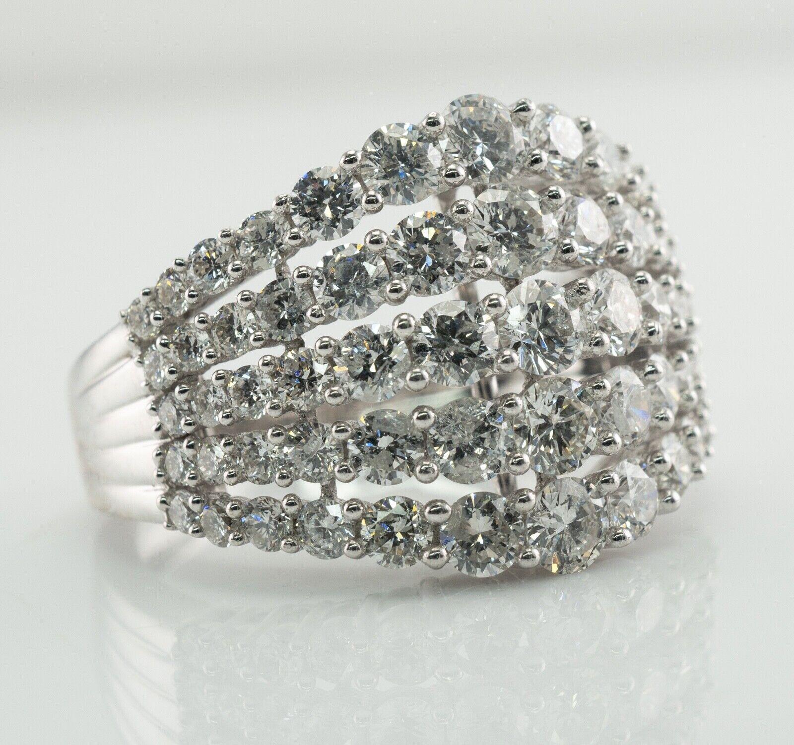 Anello con diamante a fascia in oro bianco 14K 3,00cts TDW Cluster in vendita 4
