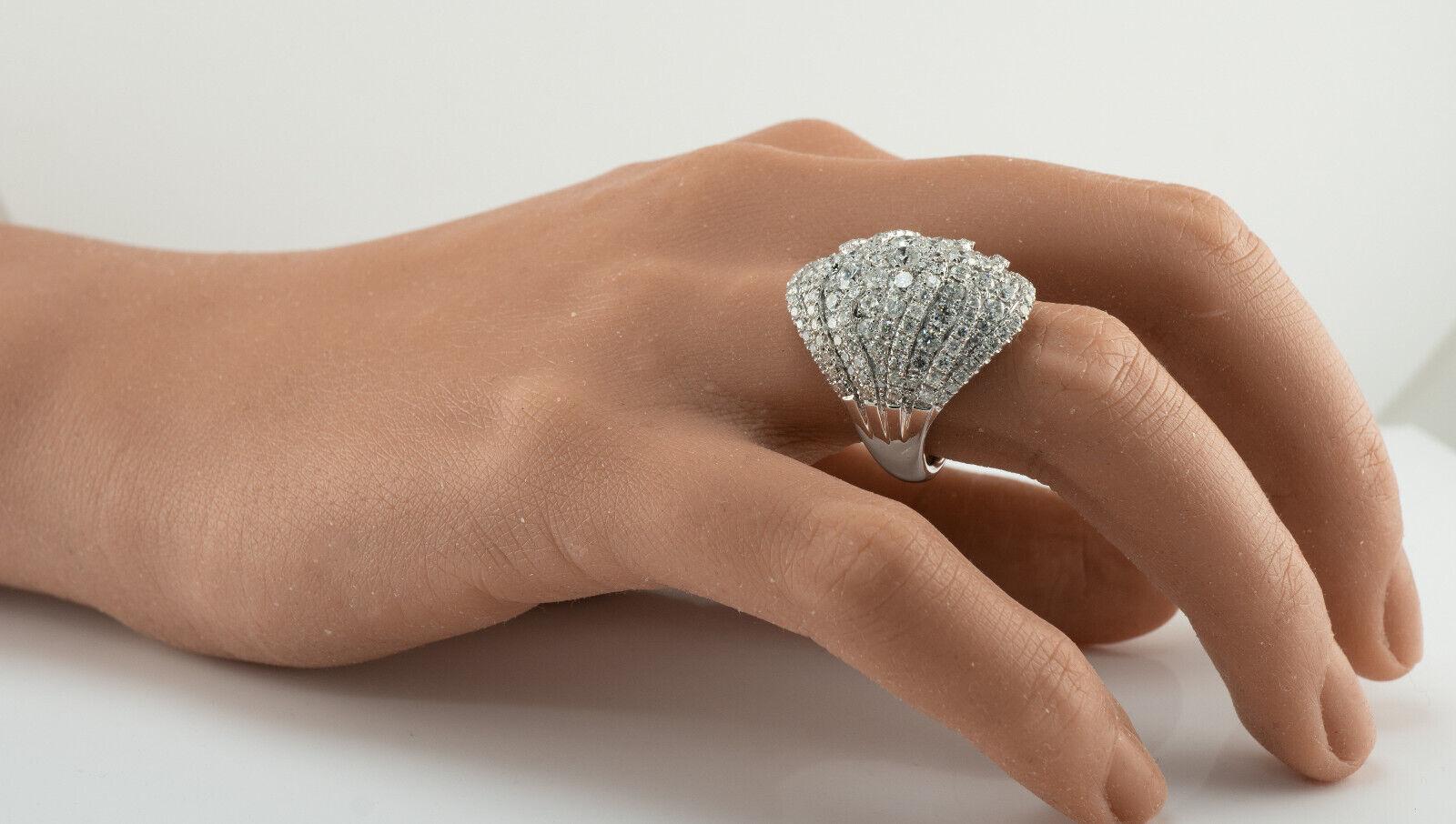 Diamond Ring 14K White Gold Cluster Cocktail 3.00ct TDW VJ For Sale 3