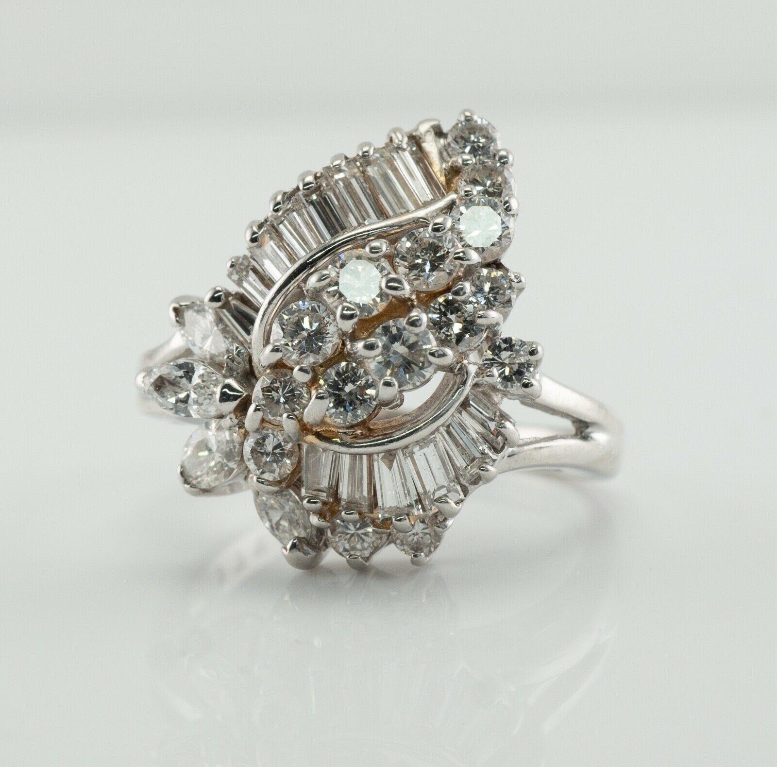 Anello con diamante in oro bianco 14K Vintage Cluster 1,73 TDW in vendita 2