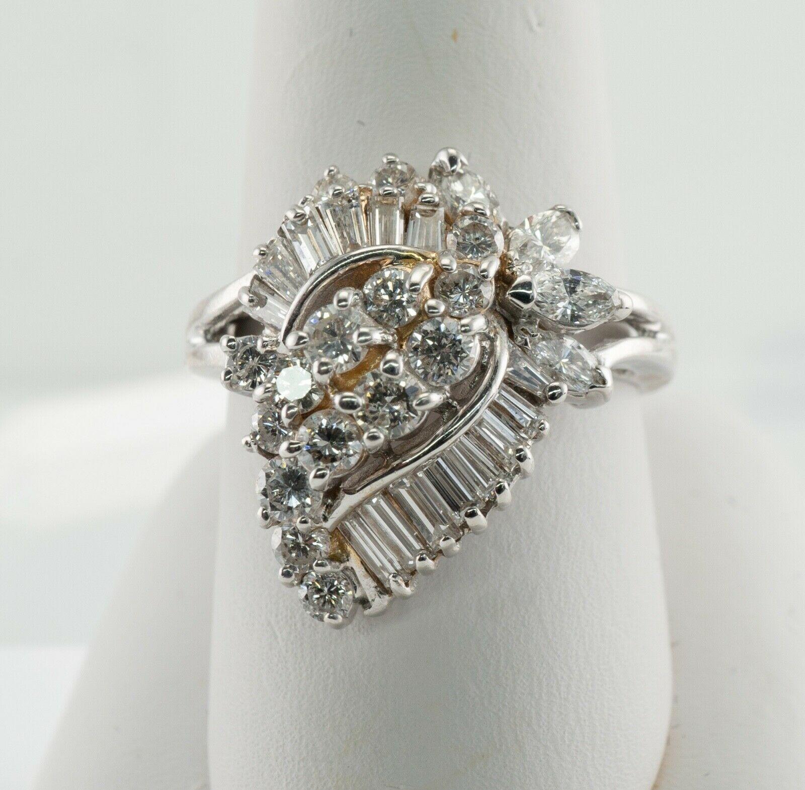 Anello con diamante in oro bianco 14K Vintage Cluster 1,73 TDW in vendita 3
