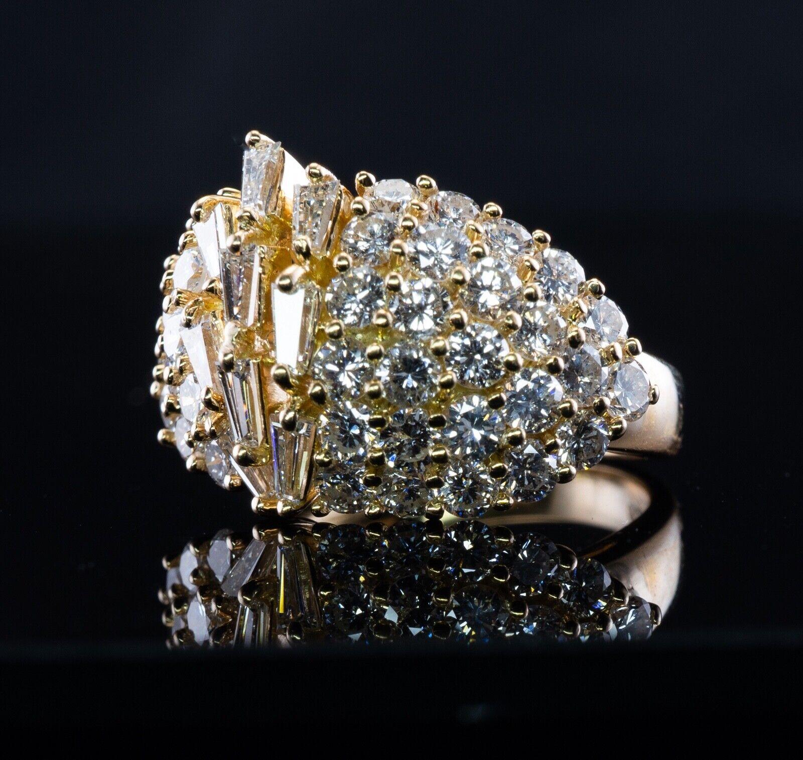 Women's Diamond Ring 18K Gold Cluster Cocktail For Sale