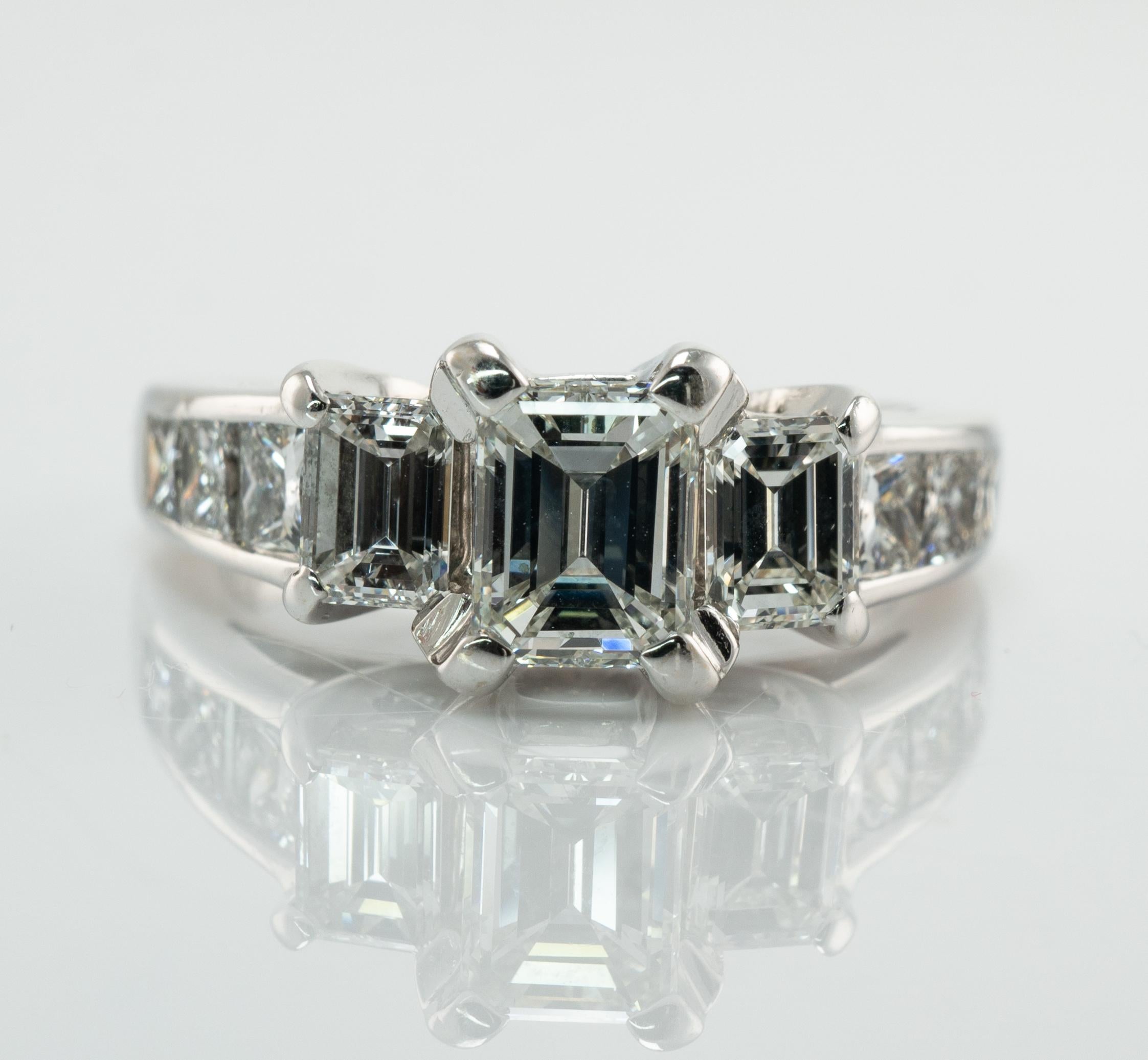 Diamond Ring 18K White Gold Band  2.00 cts TDW Three Emerald cut For Sale 3