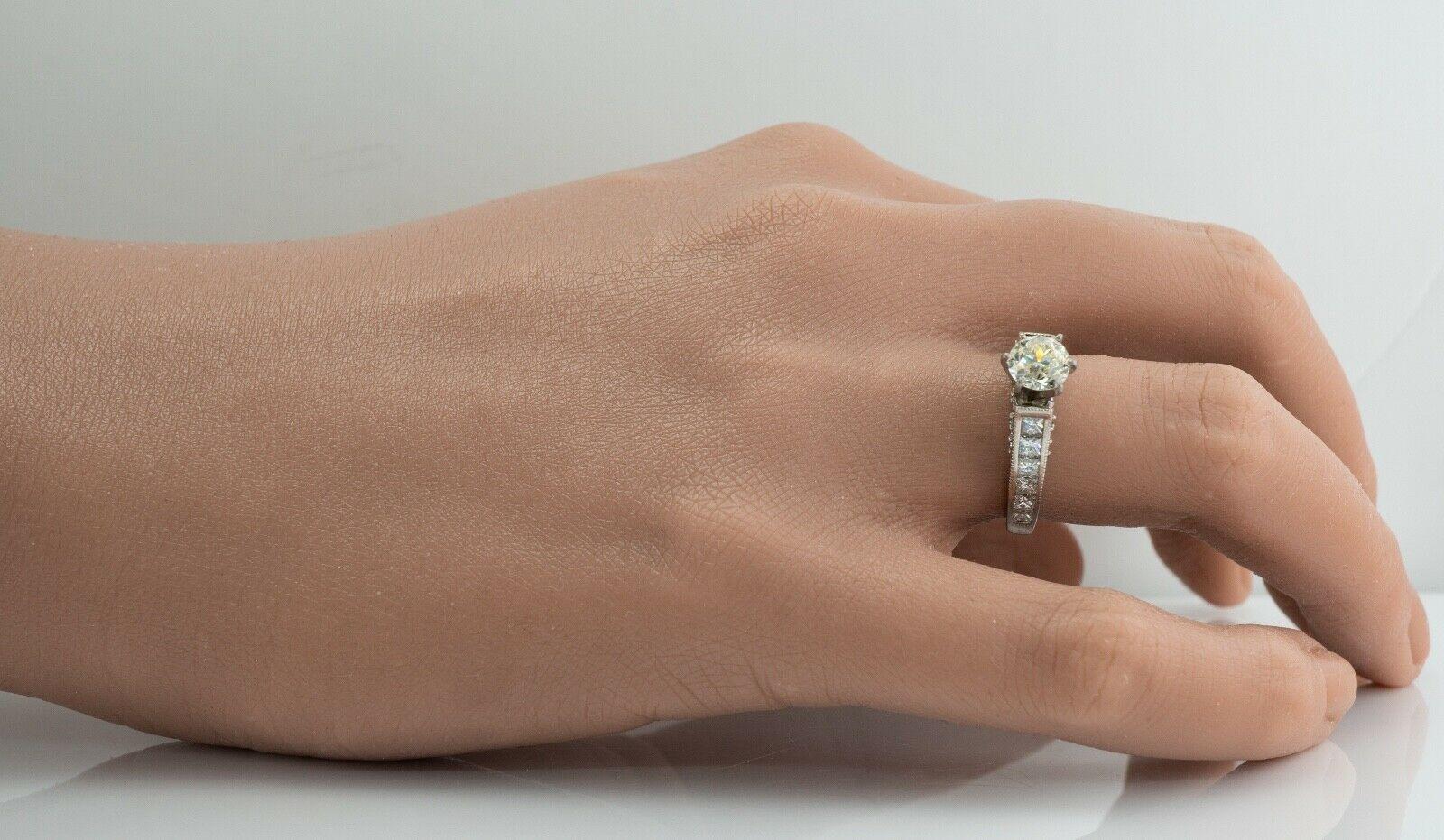 Diamond Ring 18K White Gold Engagement Old European Cut 2.05 TDW For Sale 6
