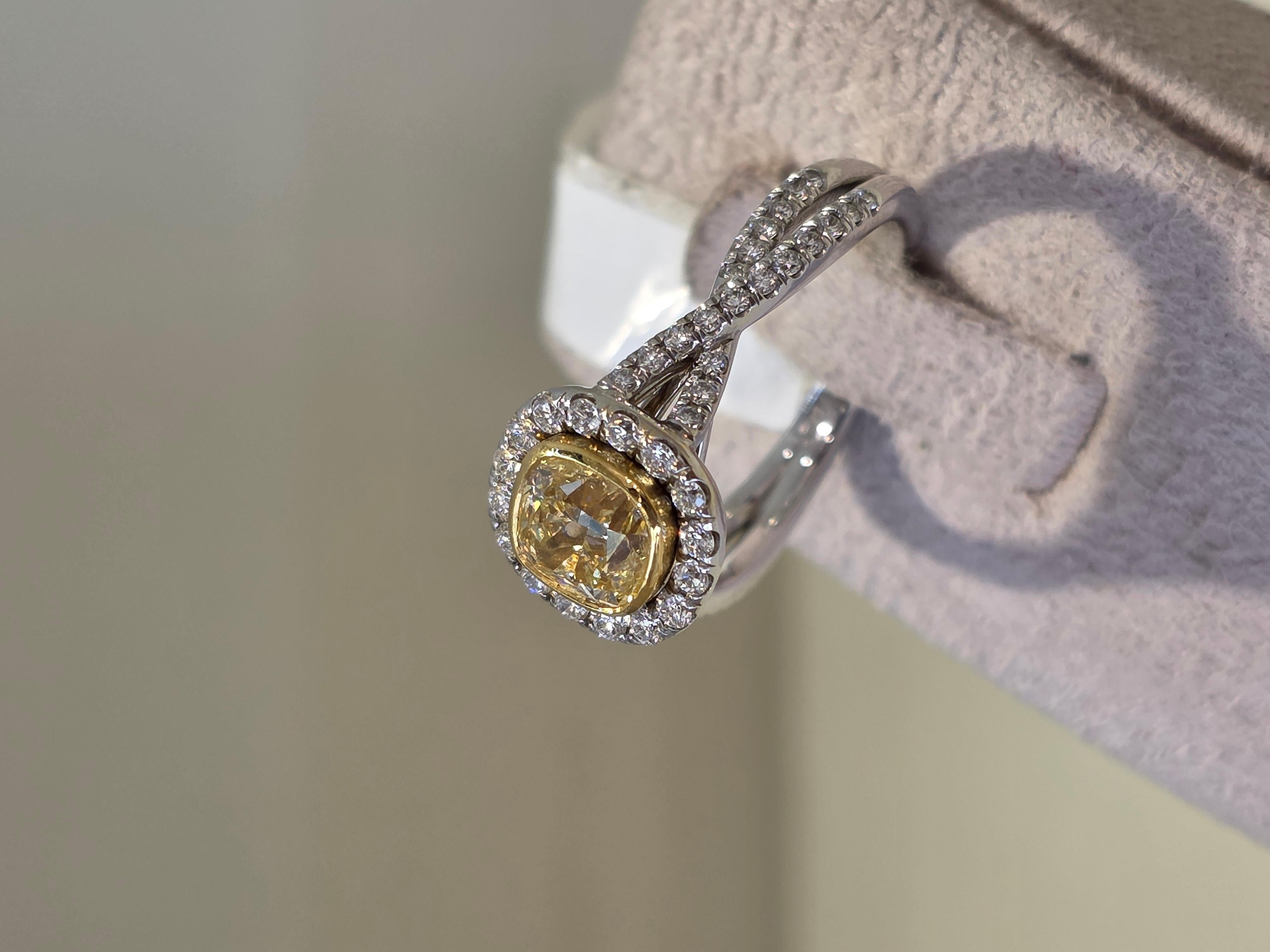 Anello con diamante in oro bianco 18k in vendita 5
