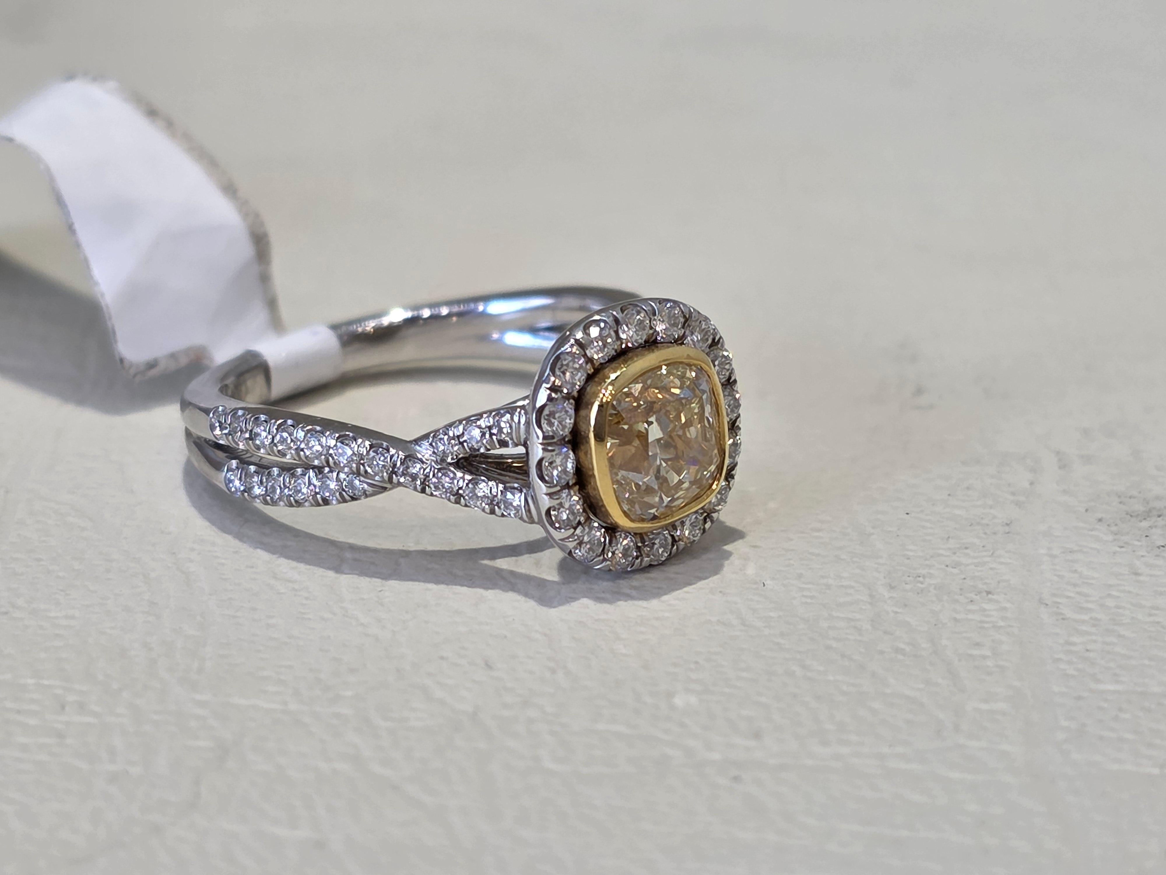 Anello con diamante in oro bianco 18k in vendita 1
