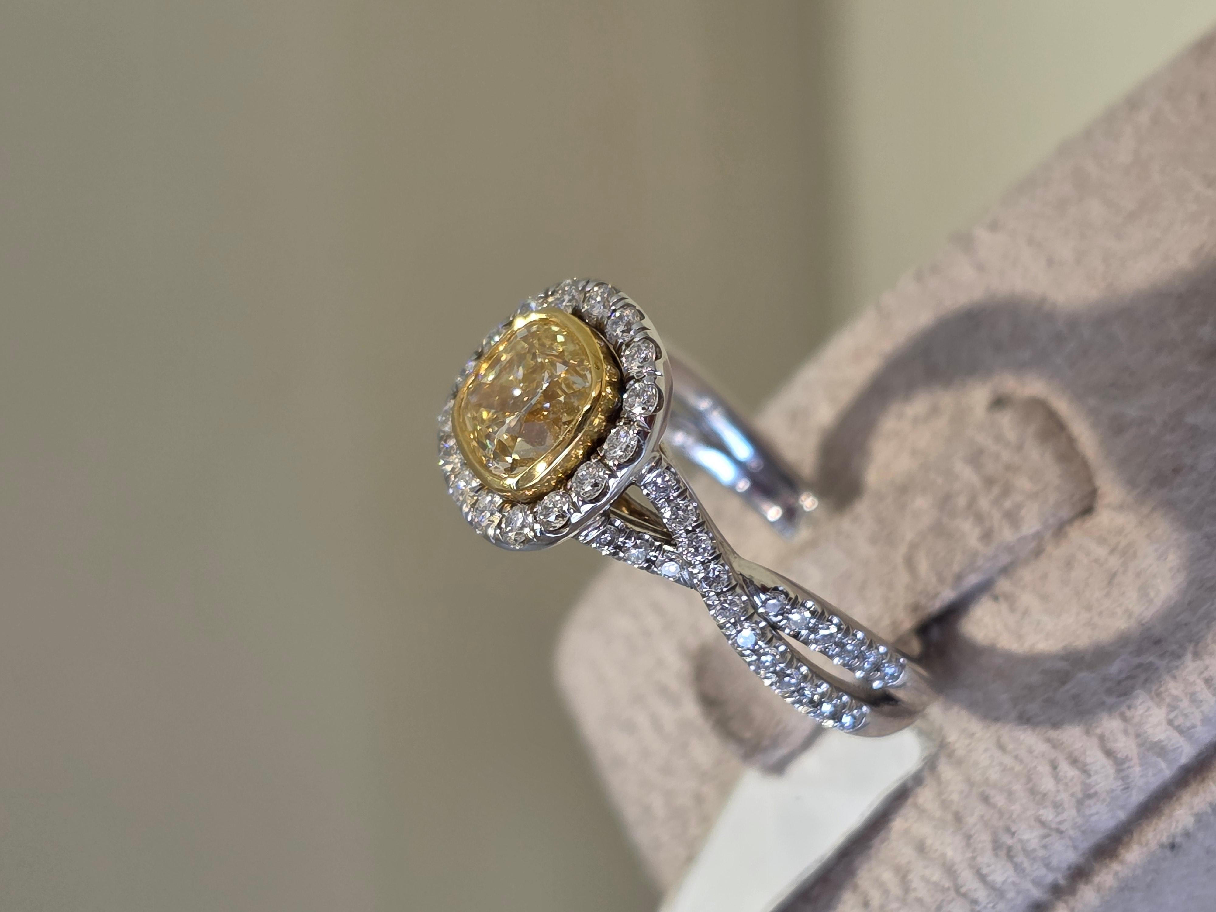Anello con diamante in oro bianco 18k in vendita 3