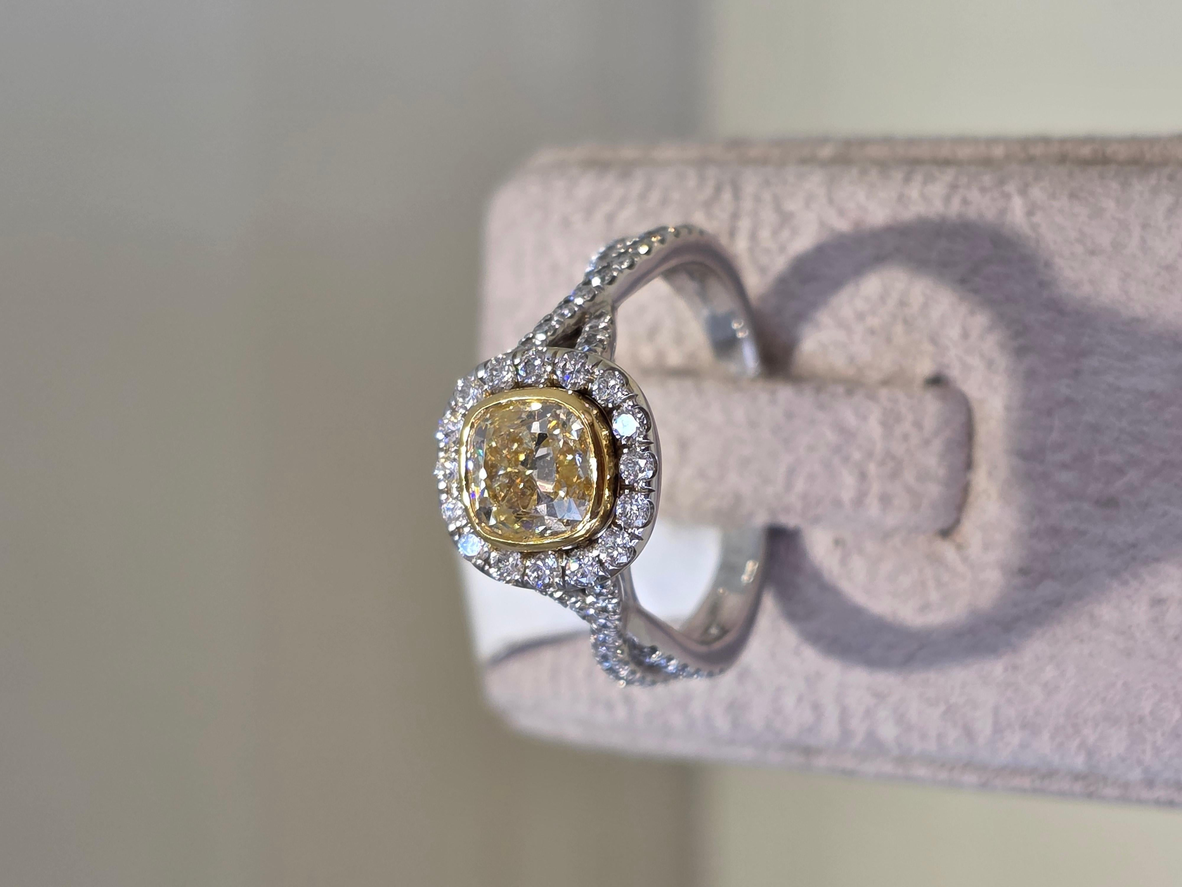 Anello con diamante in oro bianco 18k in vendita 4