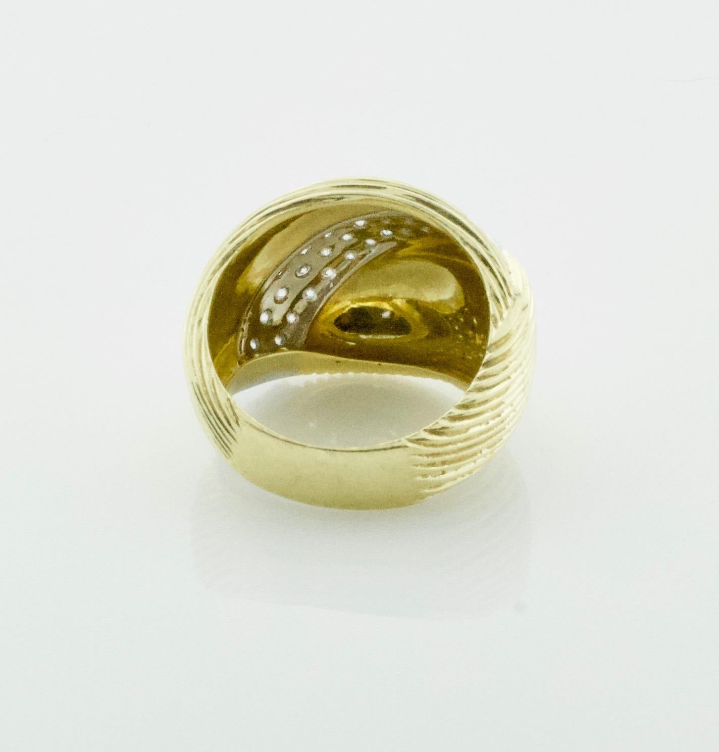 Modern Diamond Ring by Damiani in 18 Karat Yellow Gold