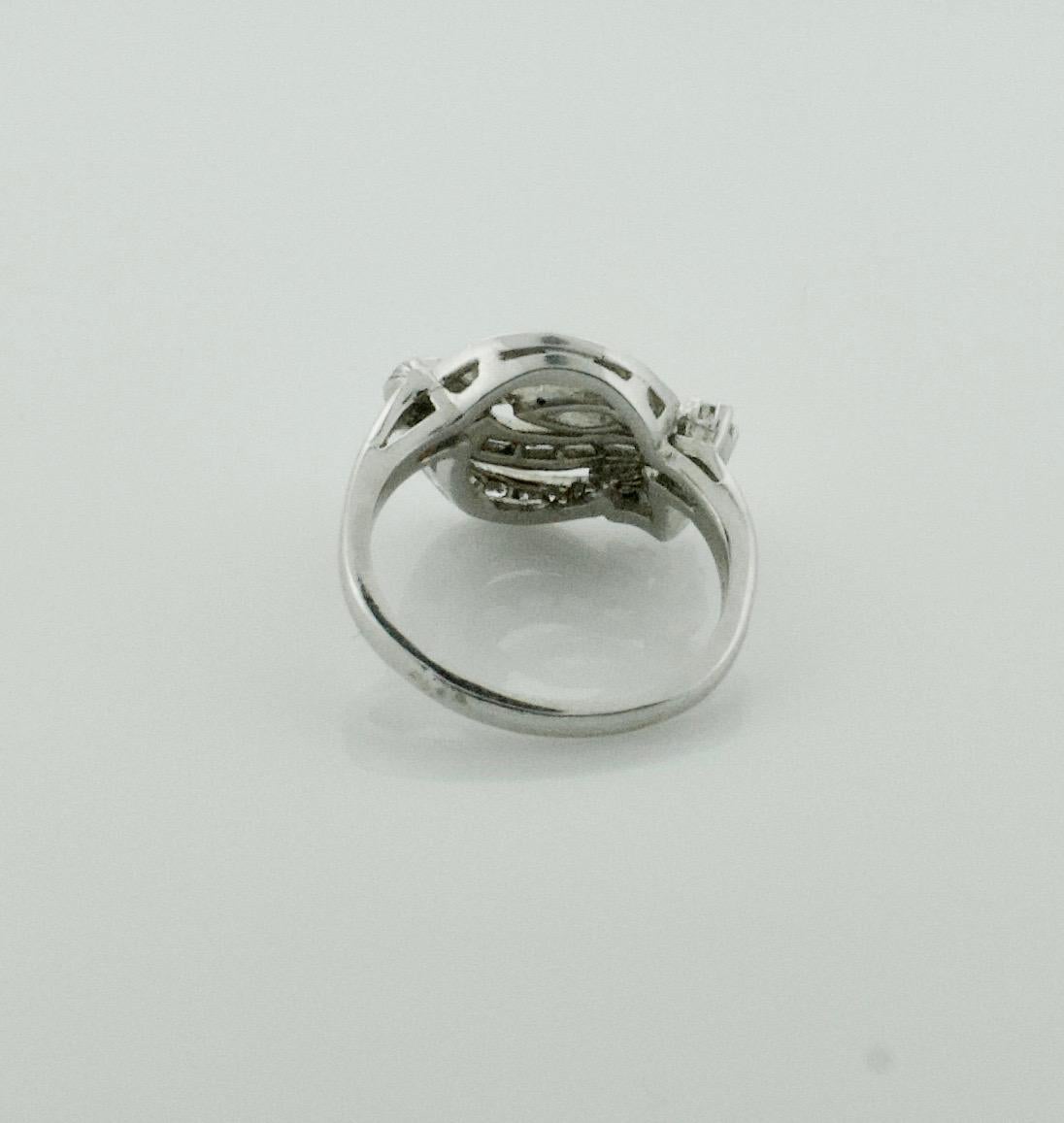 Diamond Ring, circa 1940s In Excellent Condition For Sale In Wailea, HI