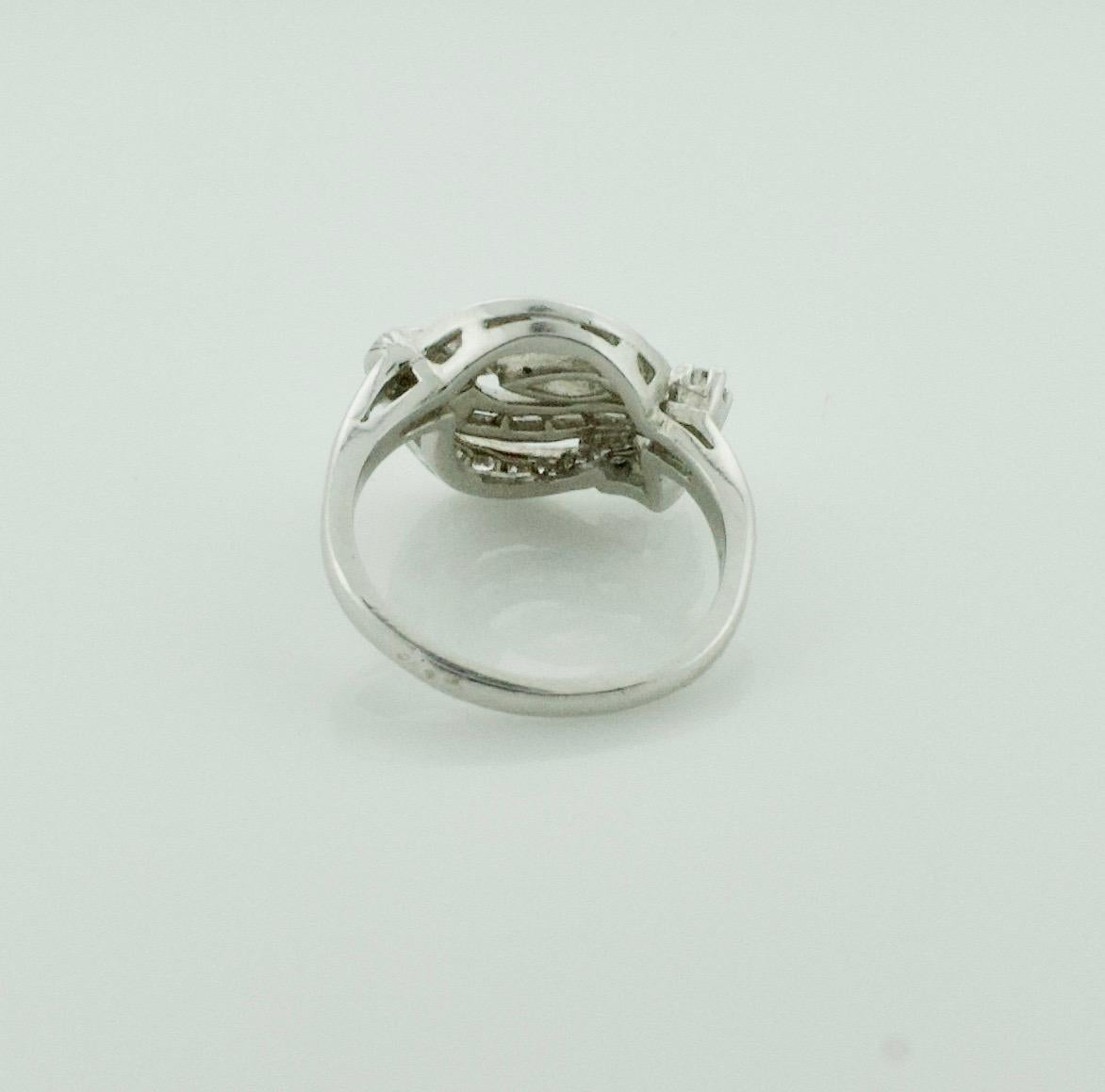 Diamond Ring, circa 1940s For Sale 1