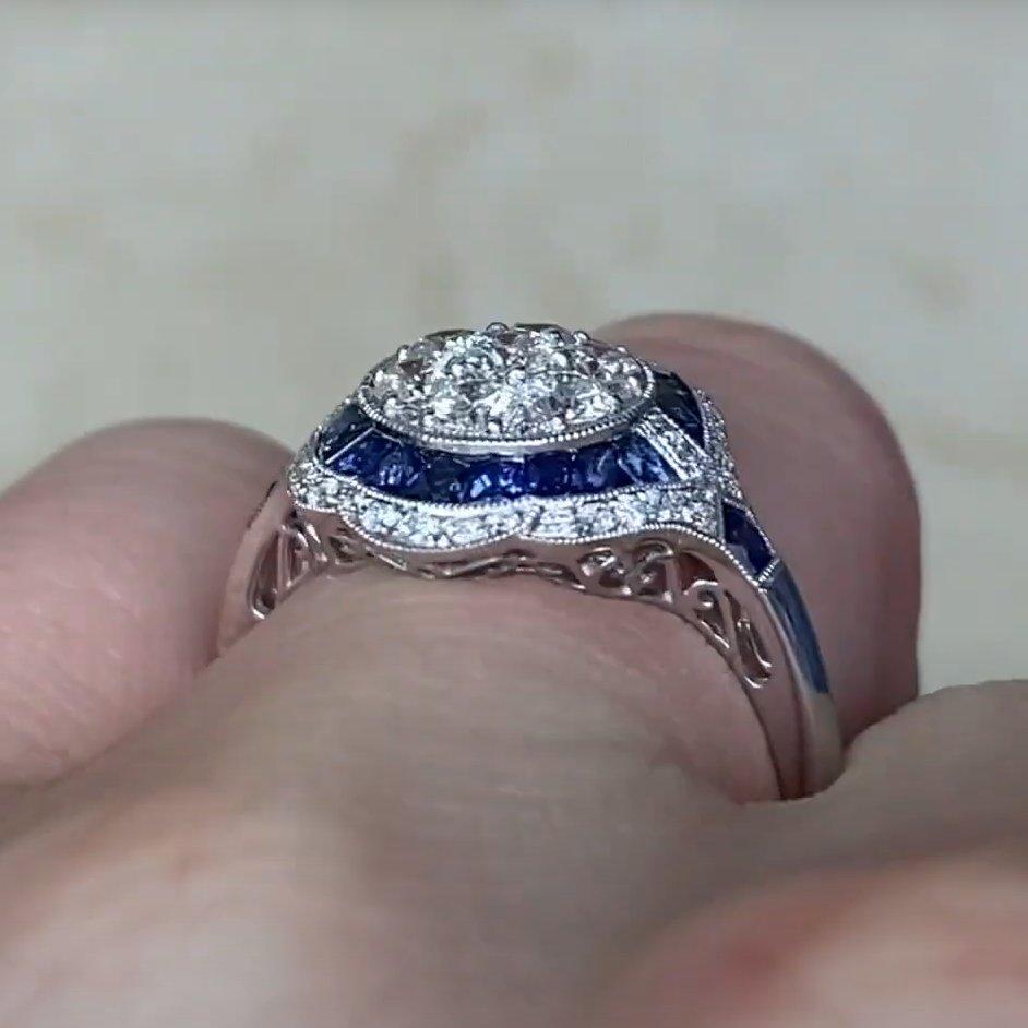 Anillo Doble Halo Platino, (Aprox. 0,70 Quilates) Diamante, Platino en Excelente estado para la venta en New York, NY