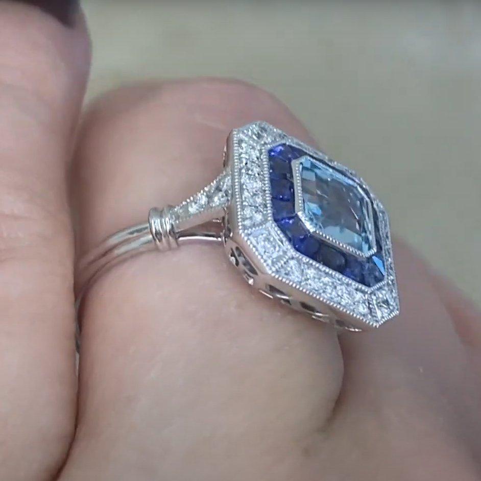 Taglio Asscher Anello con diamante a doppio alone in platino, (circa 1,00 carati) acquamarina taglio Asscher in vendita