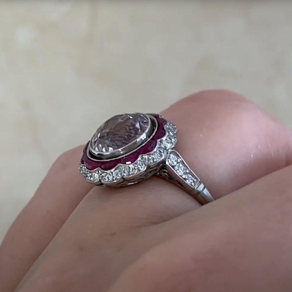 Diamond Ring Double Halo Platinum, Round Cut Kunzite (Approx. 2.50-Carats) In Excellent Condition For Sale In New York, NY