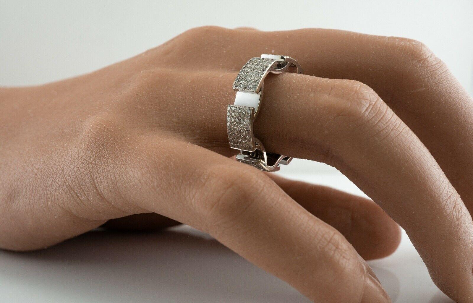 Anello di diamanti per l'eternità Anello in oro bianco 14K Whiting 1,09 ctw in vendita 3