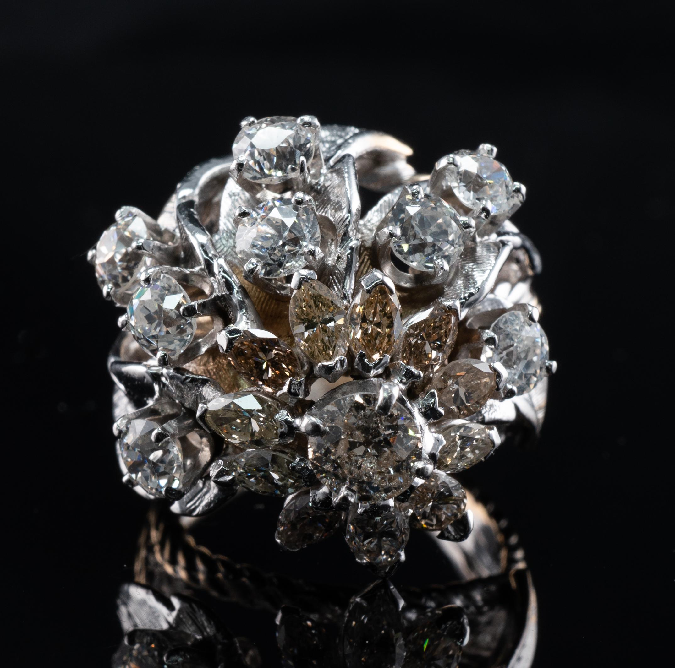Diamond Ring Flower 14K Gold  Cocktail Vintage 4.07 TDW For Sale 5