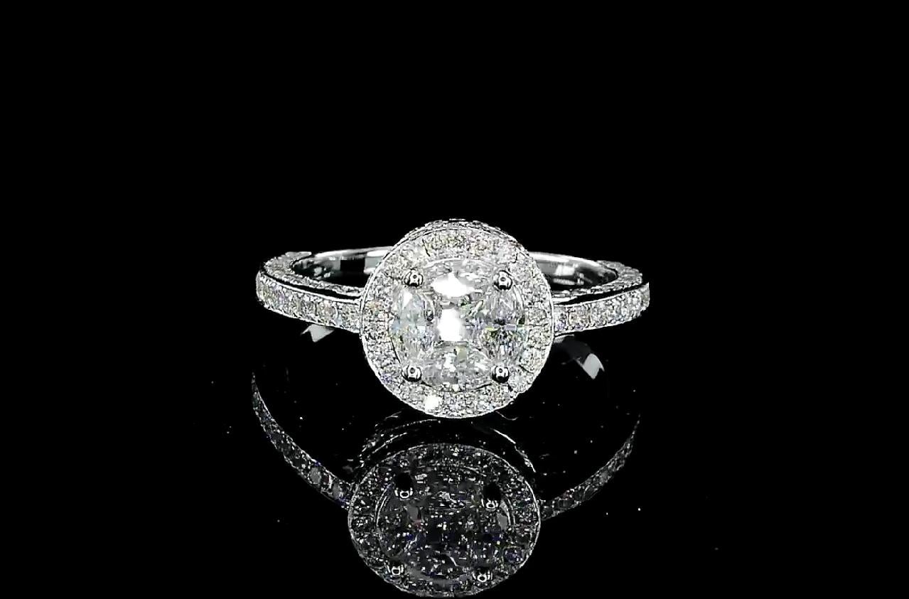 Bague en or blanc 18kt avec diamants
  
  Couleur de l'or et carat : Or blanc 18kt
  Poids : 3.07 grammes
  
  Ensemble avec...
  Type de pierre : Diamants
  Forme : Rond
  Carat : 0.95 (136 Pcs)
  Couleur : F
  Clarté : -
  
  Pierres environnantes