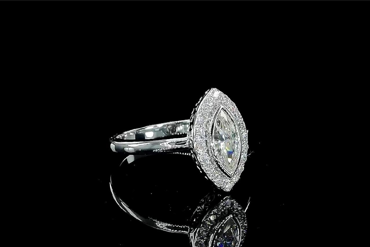 Taglio marquise Anello con diamante in vendita
