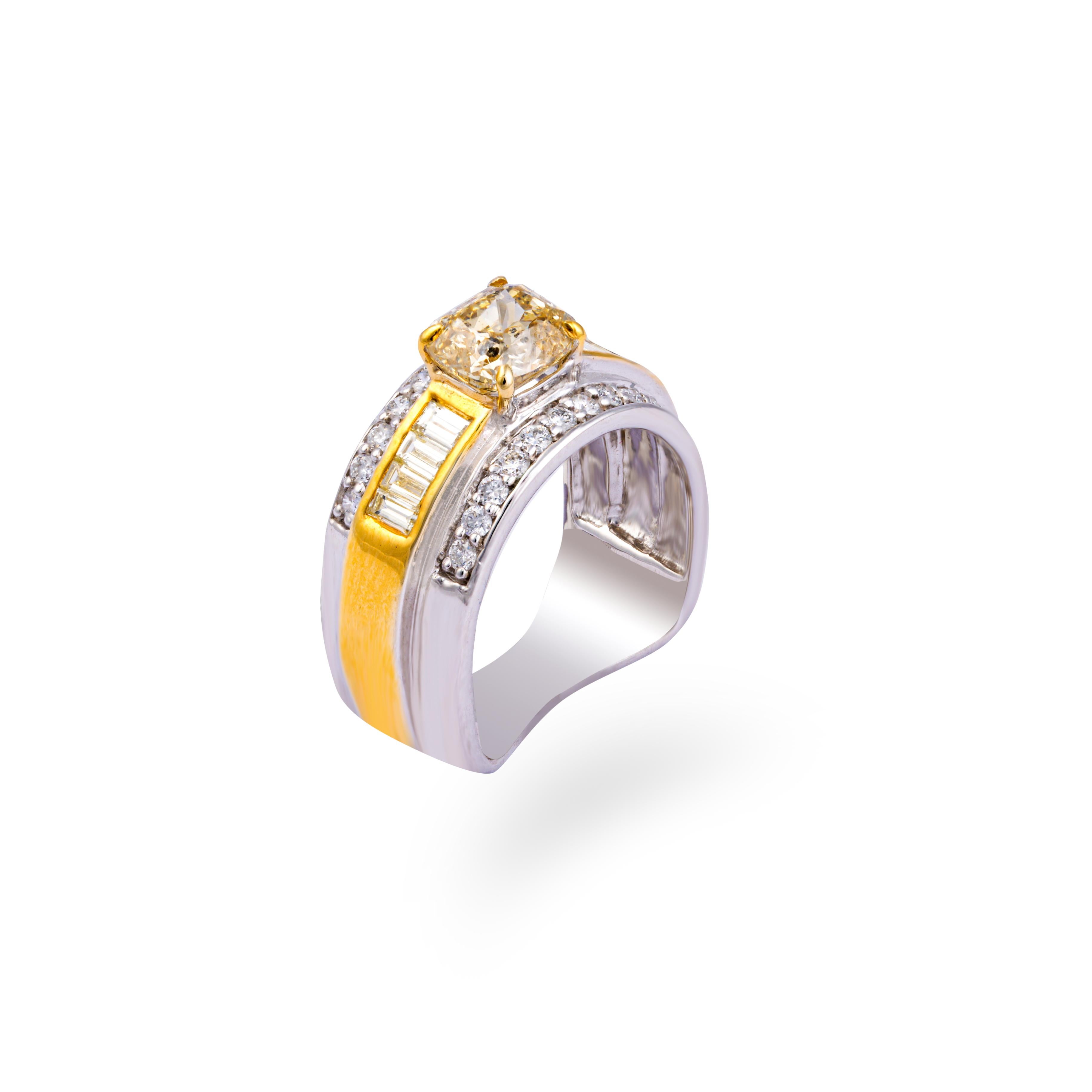 Women's 18k gold Diamond Ring