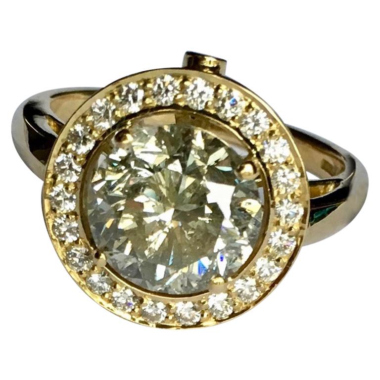 3 Carat Diamond Ring in 18 Carat Yellow Gold 