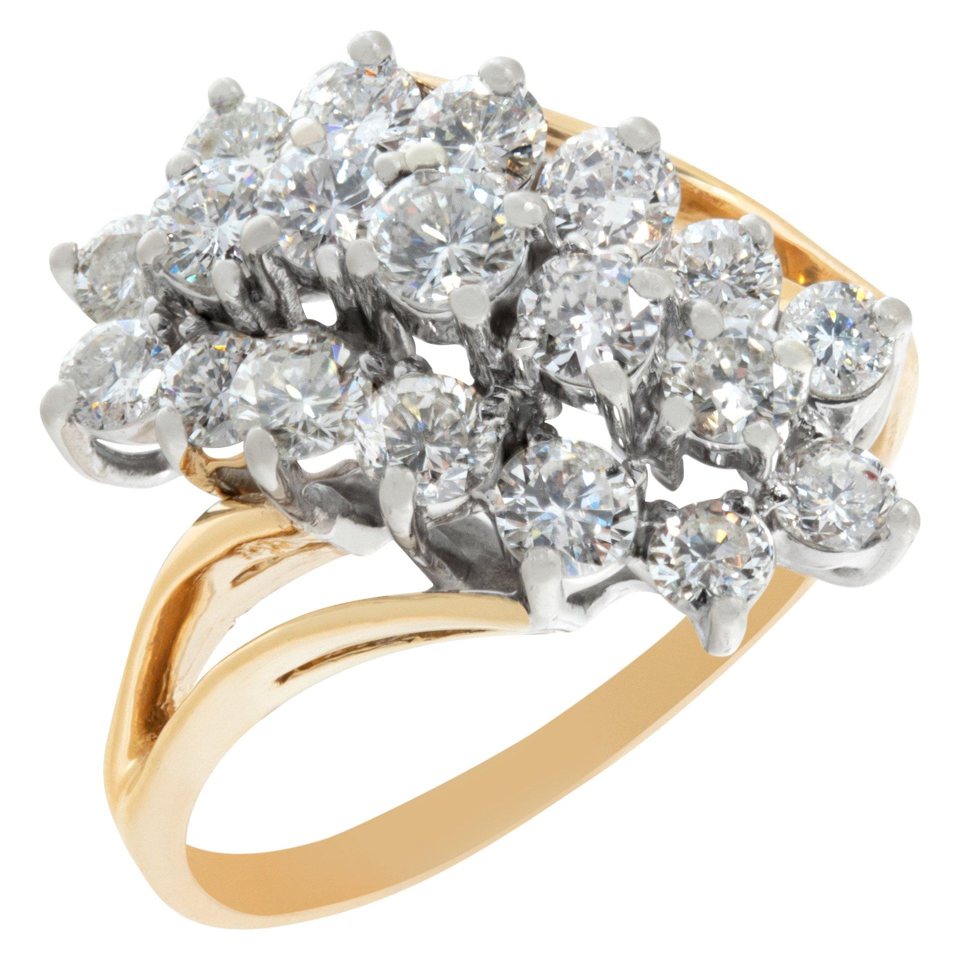 Diamond Ring in 14k White and Yellow Gold In Excellent Condition For Sale In Surfside, FL
