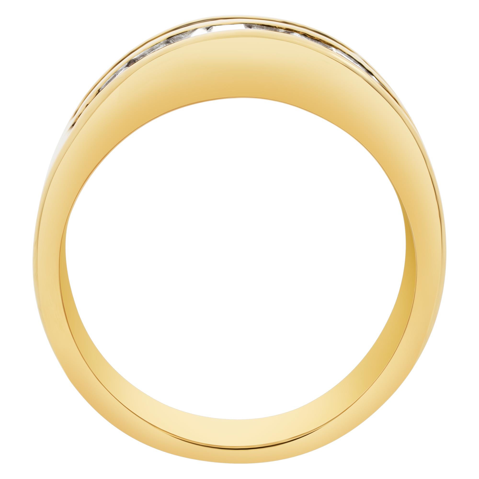 Women's Diamond Ring in 14k Yellow Gold with 2 Rows of Baguette Diamonds For Sale