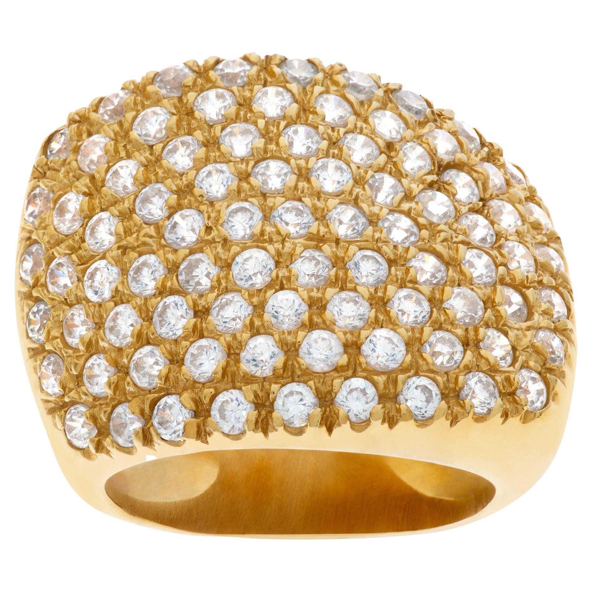 Diamond Ring in 18k Yellow Gold, with Approximately over 2.50 Carats in G-H For Sale