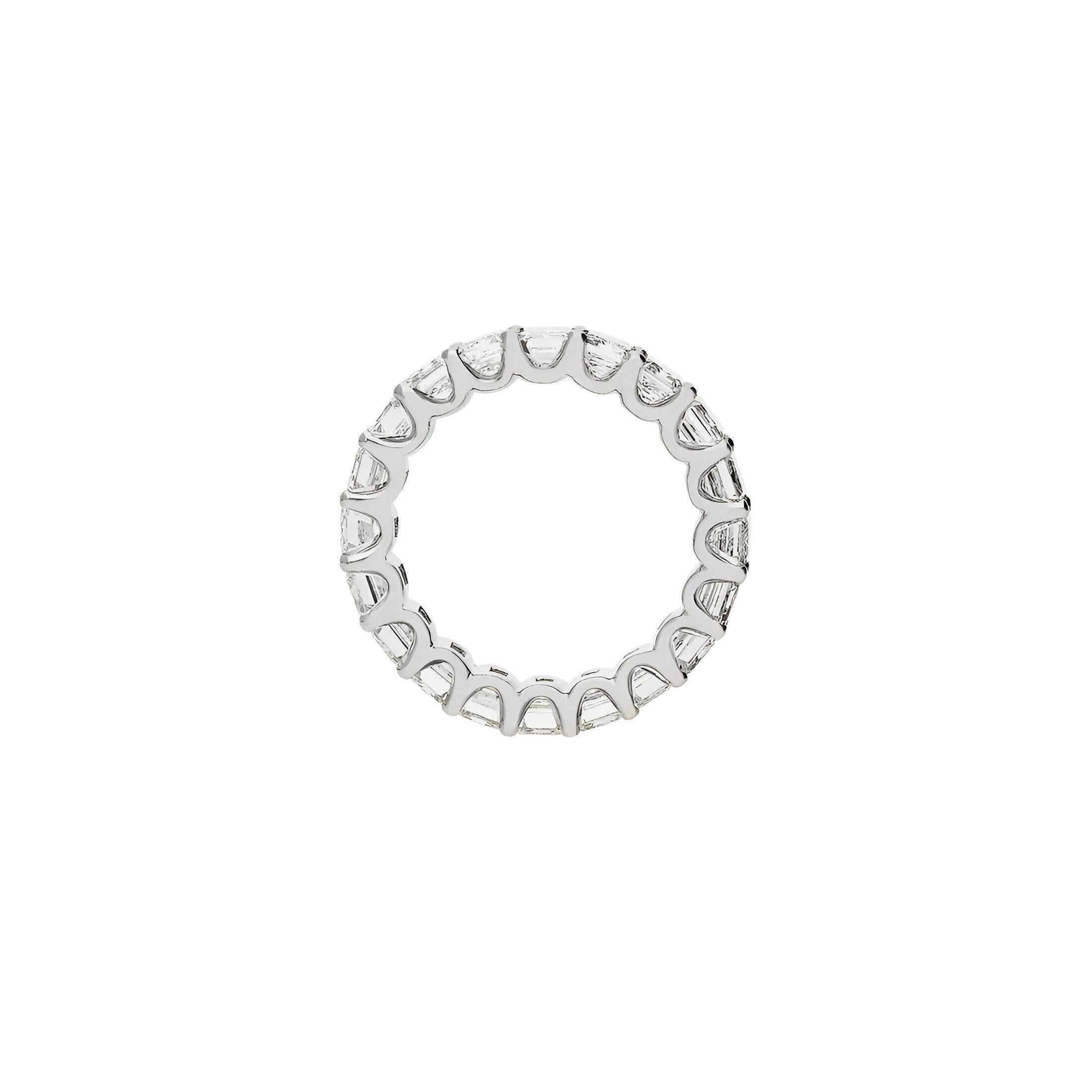 En vente :  Bague en or blanc 18kt avec diamant, 6 carats 2