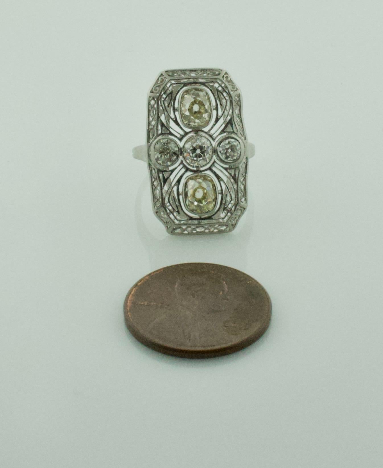 Women's or Men's Diamond Ring in Platinum, circa 1920s For Sale