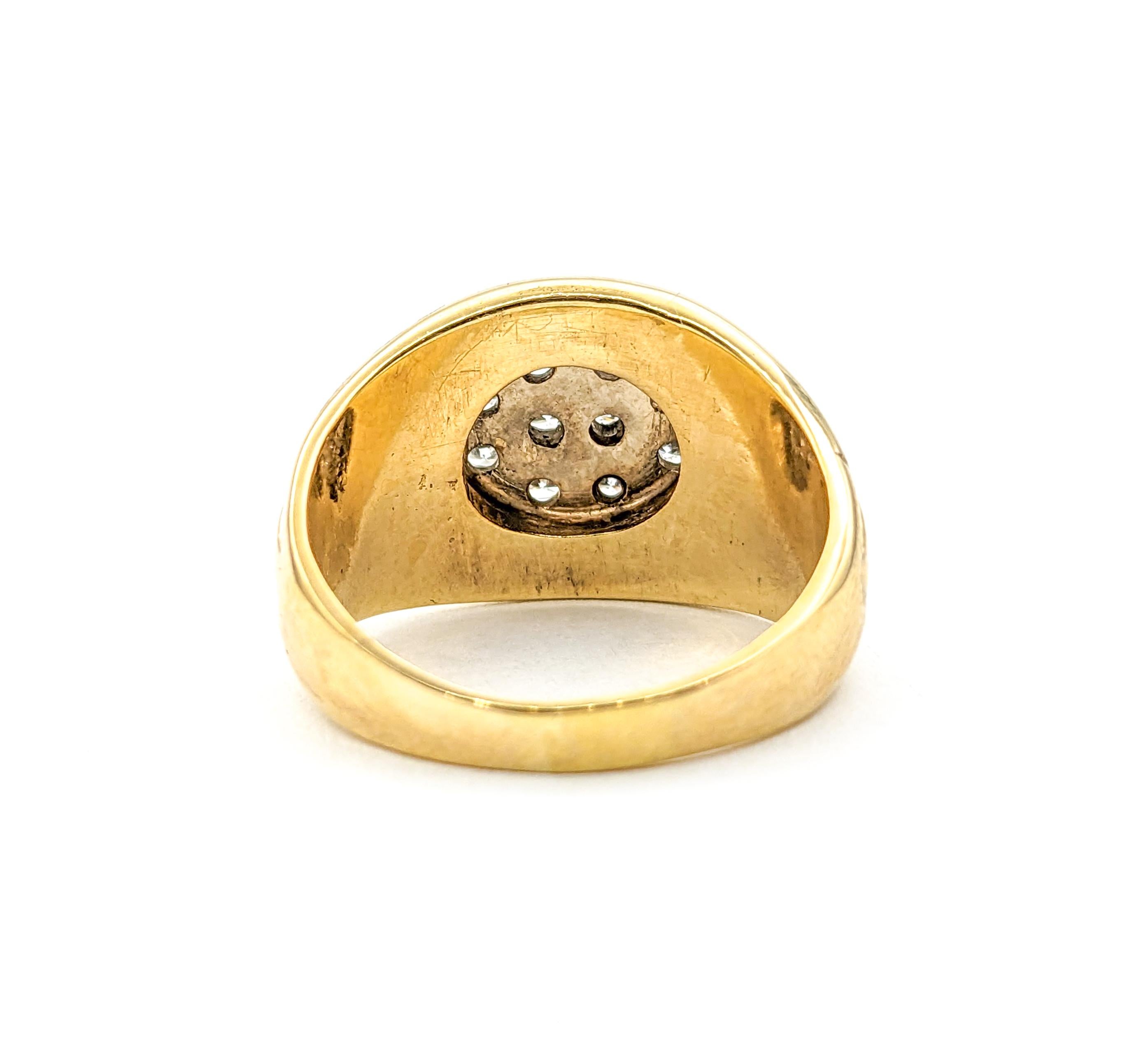 Diamond Ring In Yellow Gold For Sale 1
