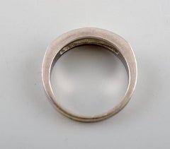 Diamond Ring of 14 Carat White Gold with 9 Oval Diamonds