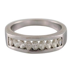 Anello di diamanti in oro bianco 14 carati con 9 diamanti ovali
