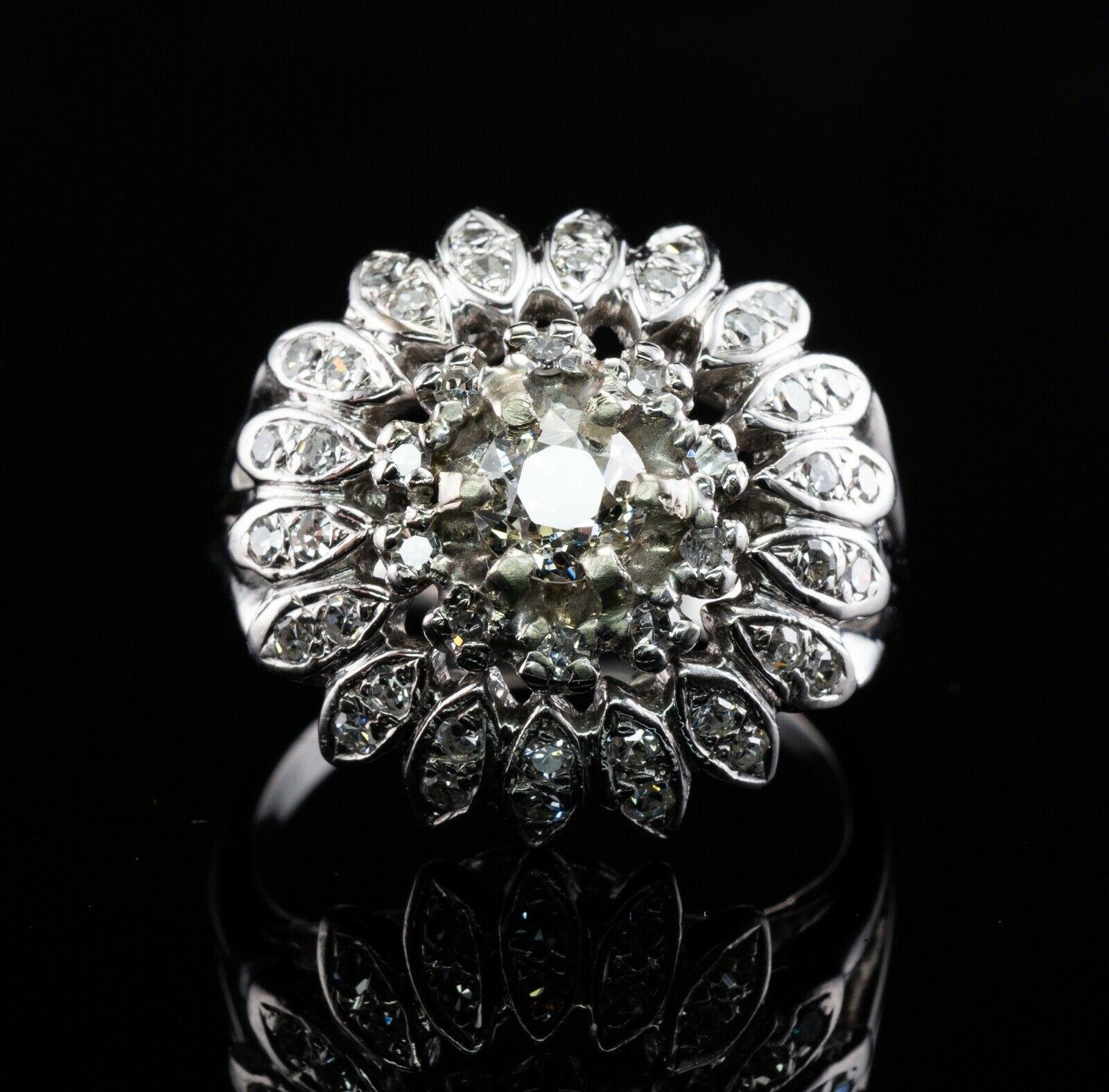 Taille vieille mine Bague ancienne mine en or blanc 14 carats avec grappe vintage de fleurs en vente