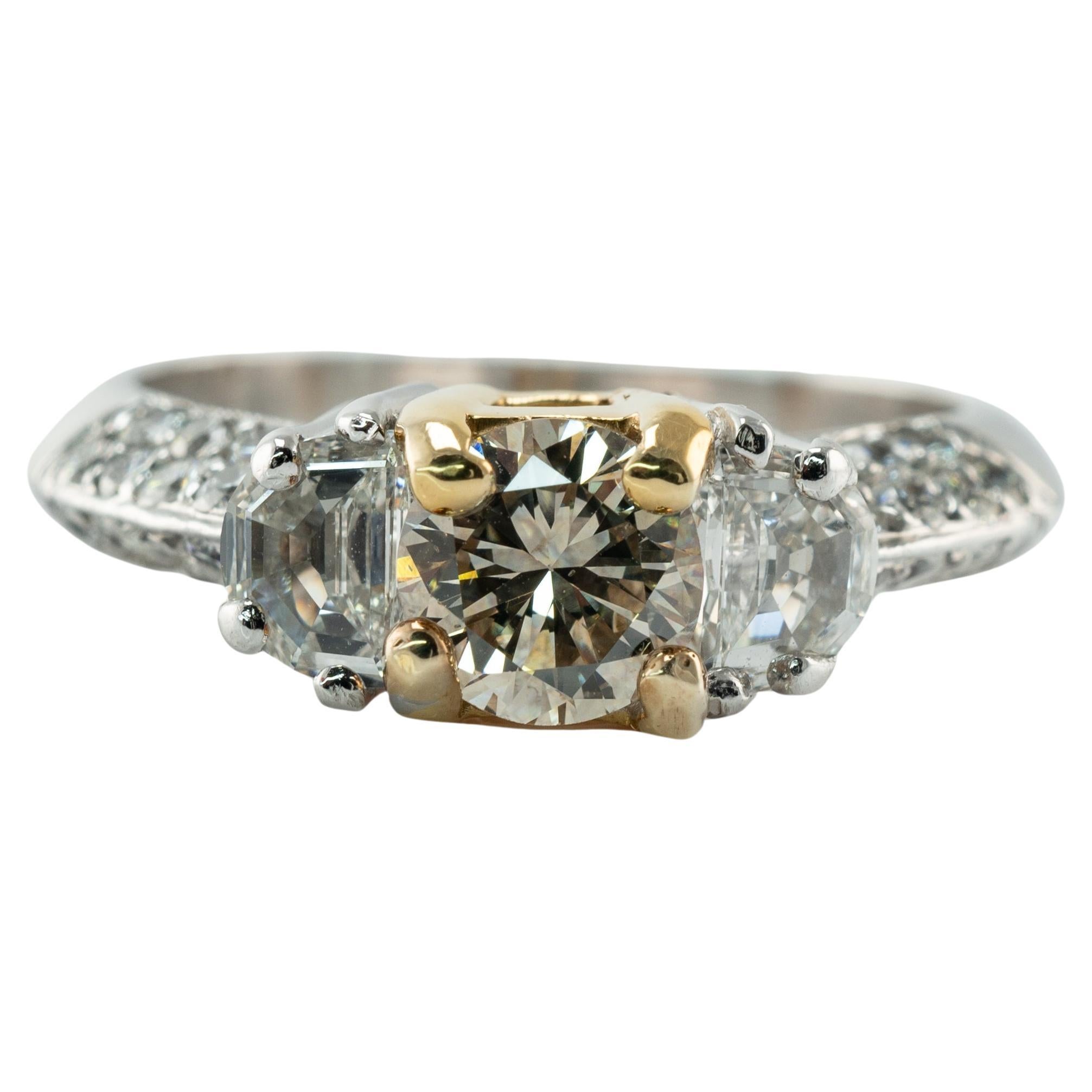 Natürlicher Diamantring Runder Halbmond Verlobungsring Platin Verlobungsring 1,68 TDW im Angebot