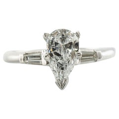 Vintage Diamond Ring Platinum Pear cut 1.24 TDW