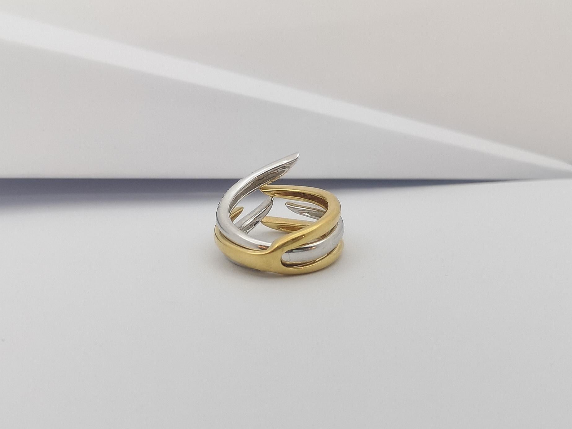 Diamond Ring Set in 18 Karat Gold Settings by Kavant & Sharart For Sale 10